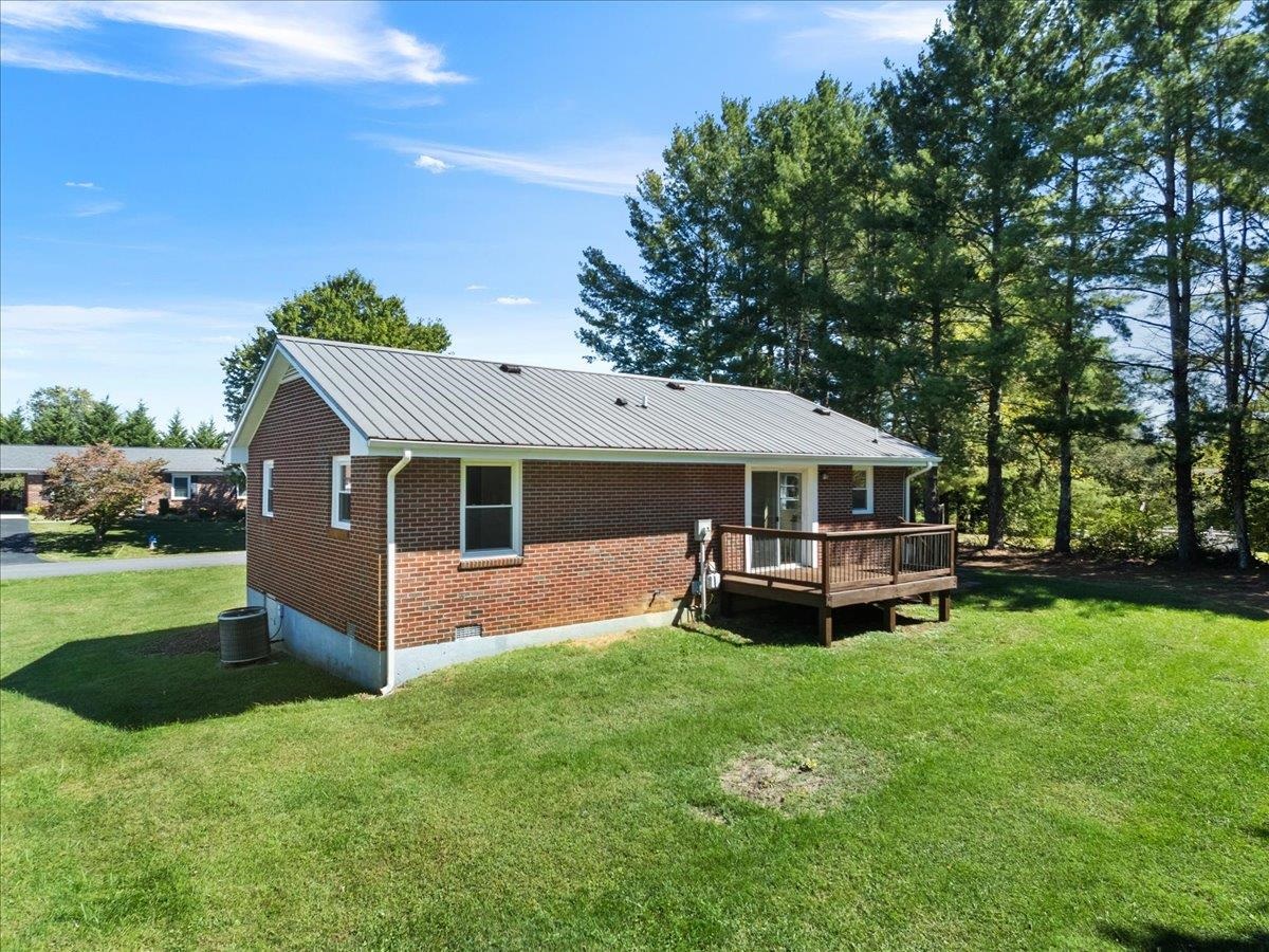 5993 Anderson Avenue Dublin VA 24084