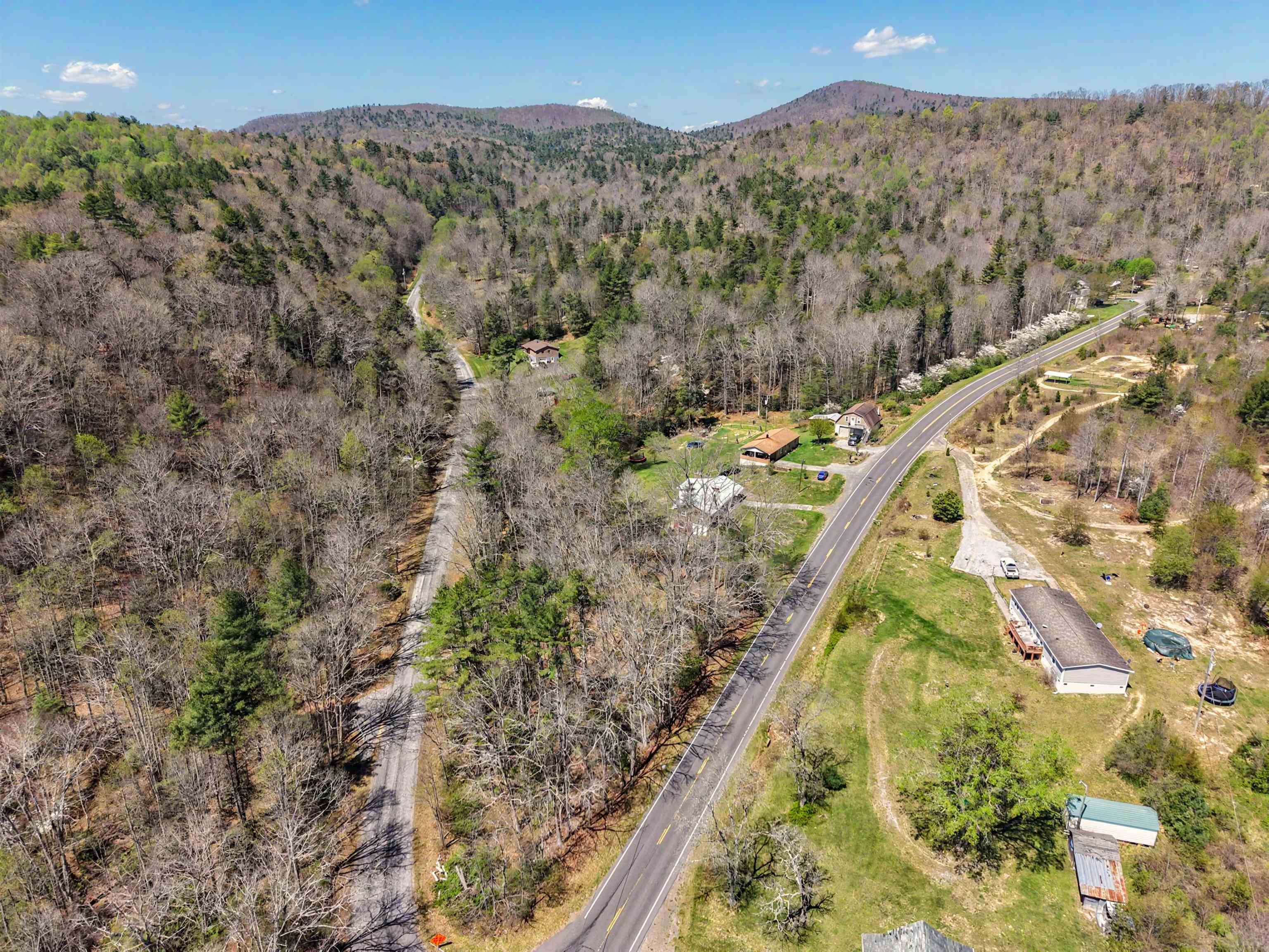 6921 Ivanhoe Road Ivanhoe VA 24350