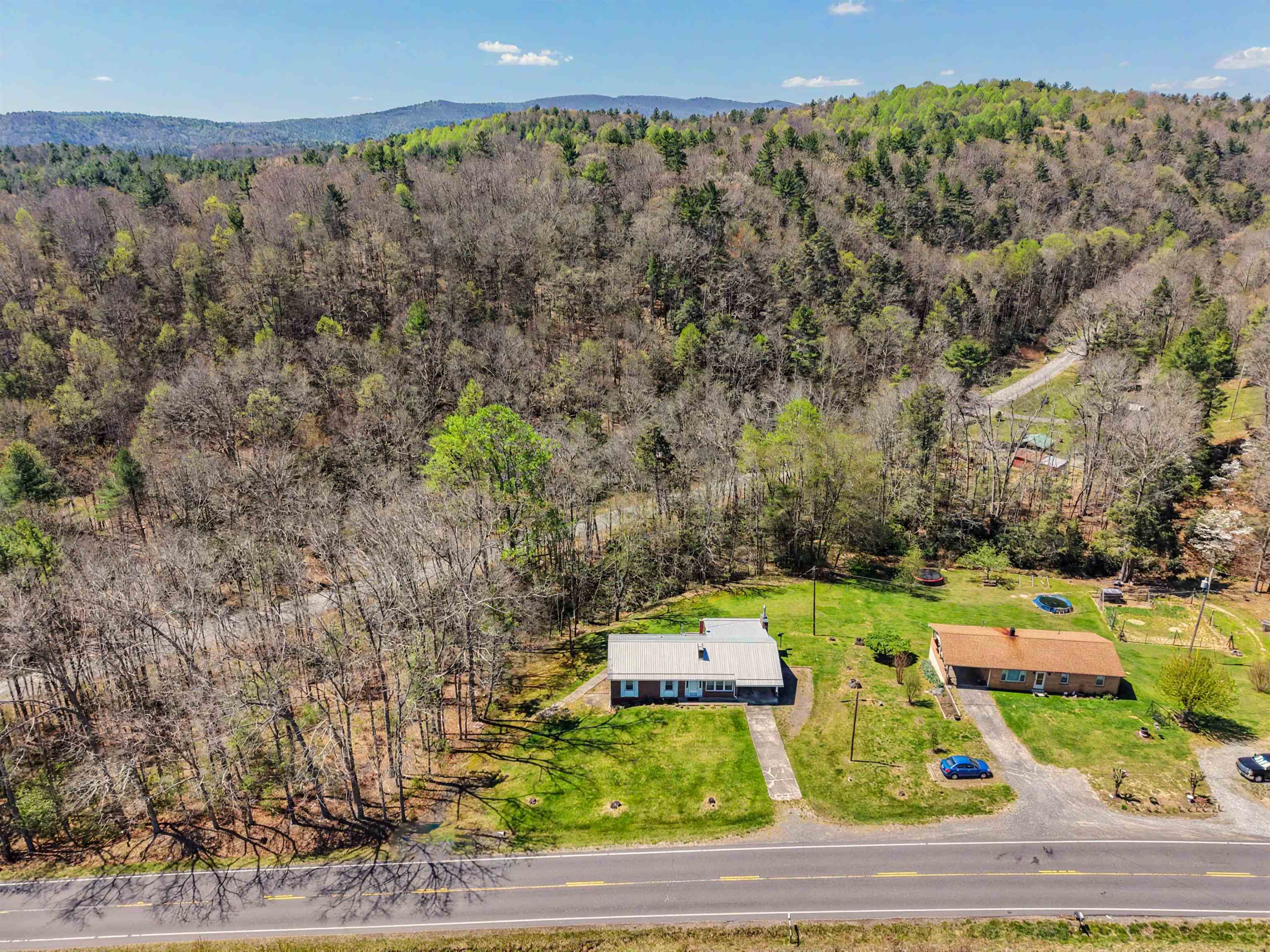 6921 Ivanhoe Road Ivanhoe VA 24350