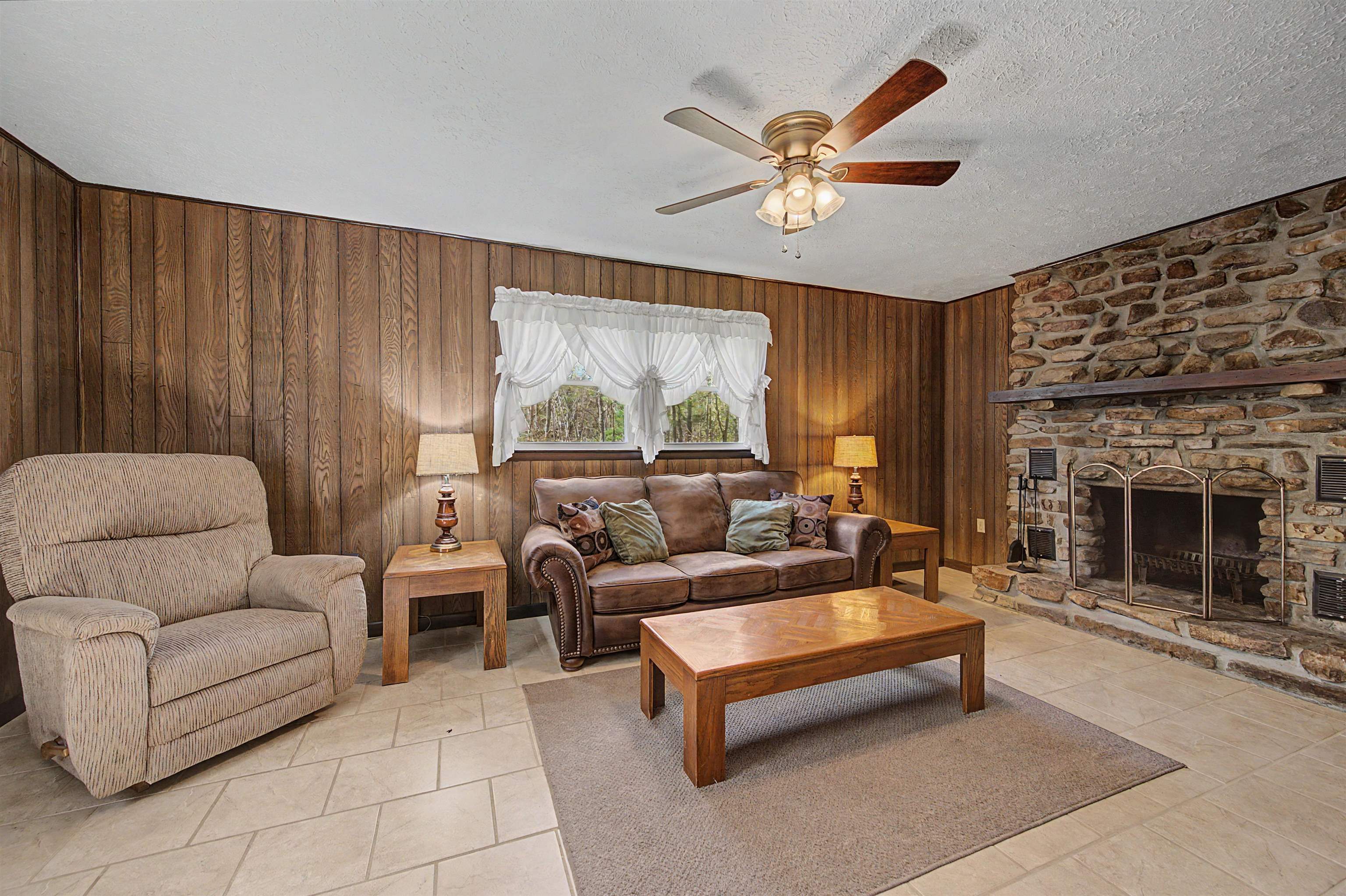 6921 Ivanhoe Road Ivanhoe VA 24350