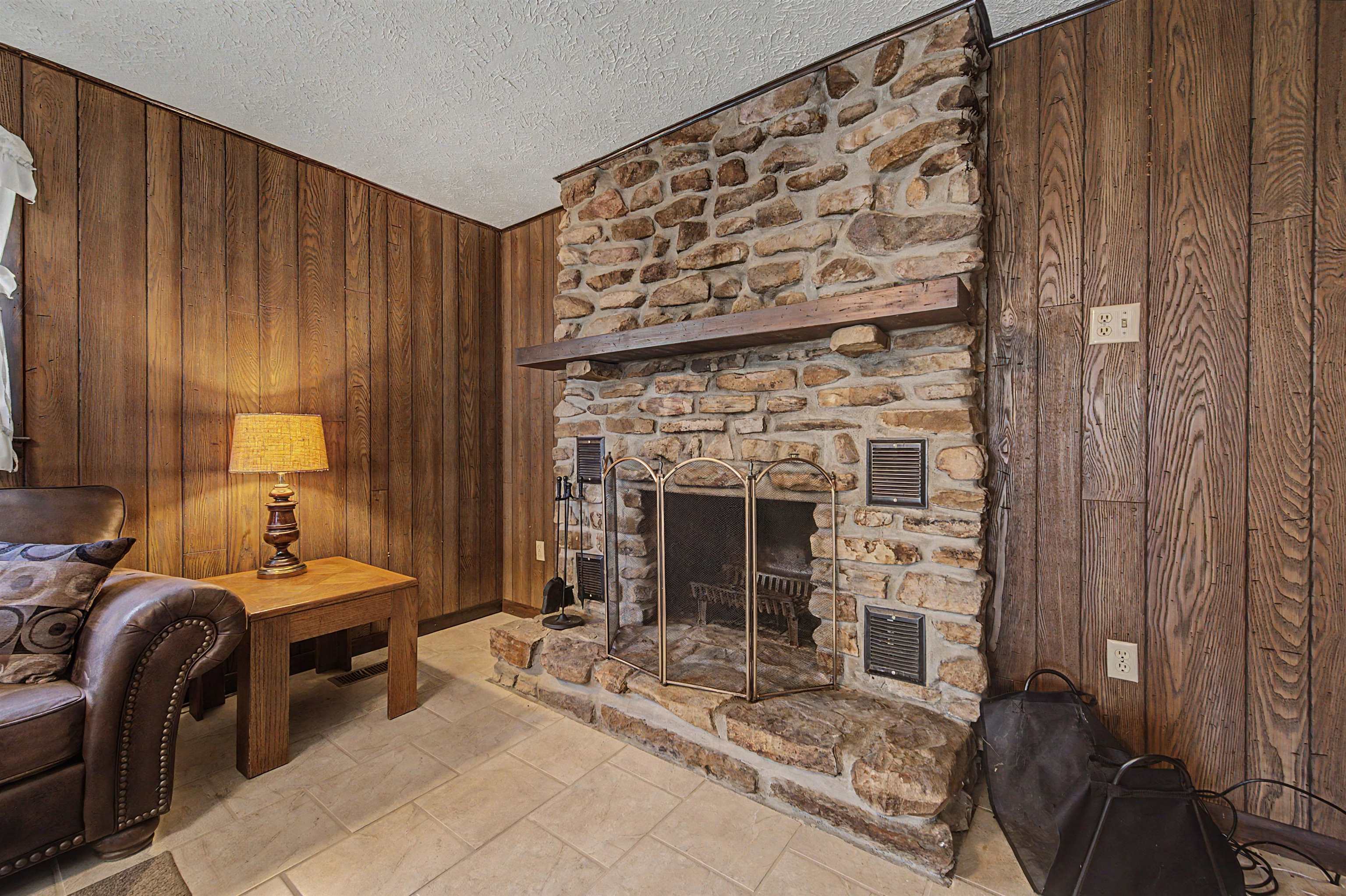 6921 Ivanhoe Road Ivanhoe VA 24350
