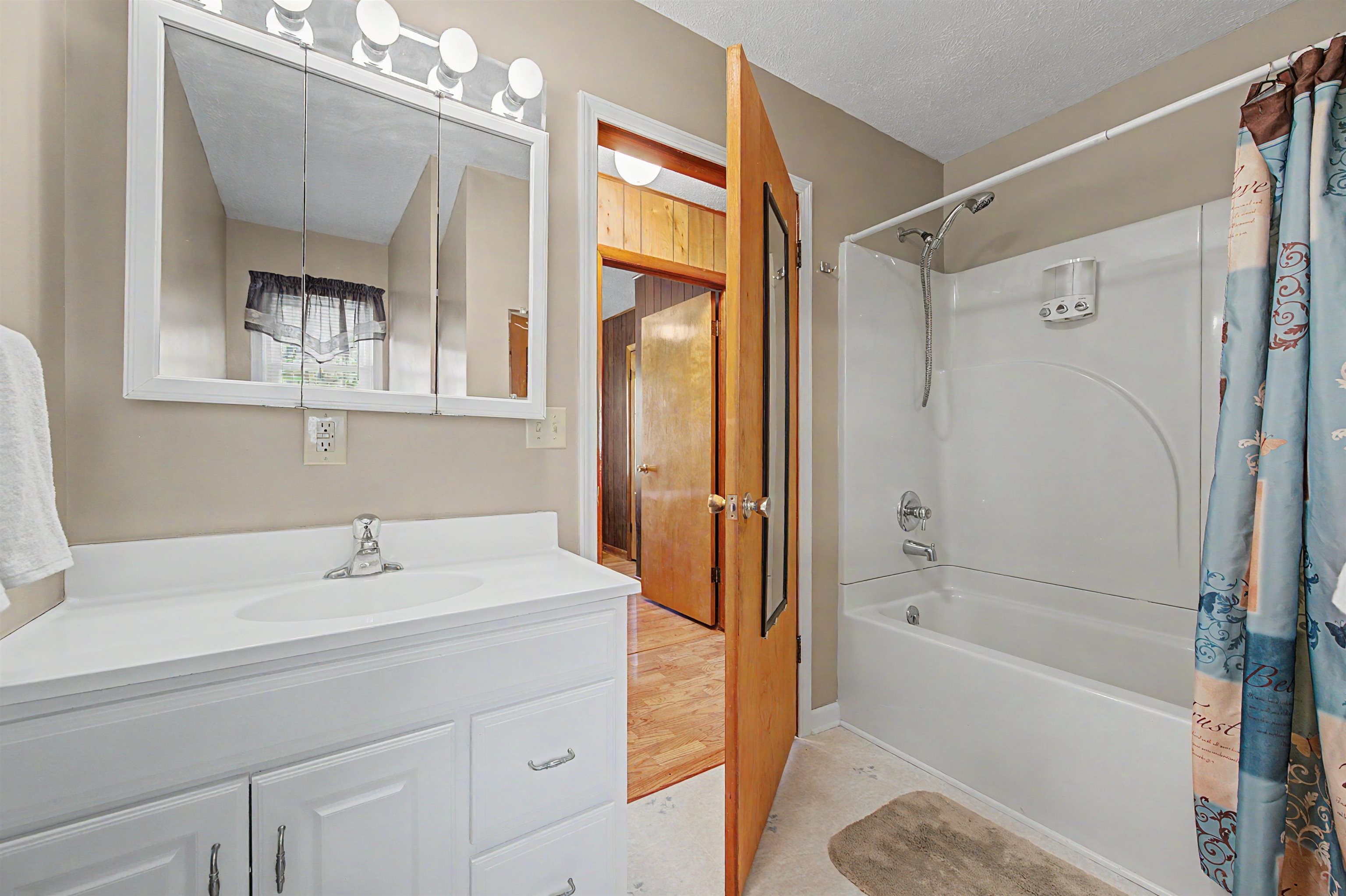6921 Ivanhoe Road Ivanhoe VA 24350