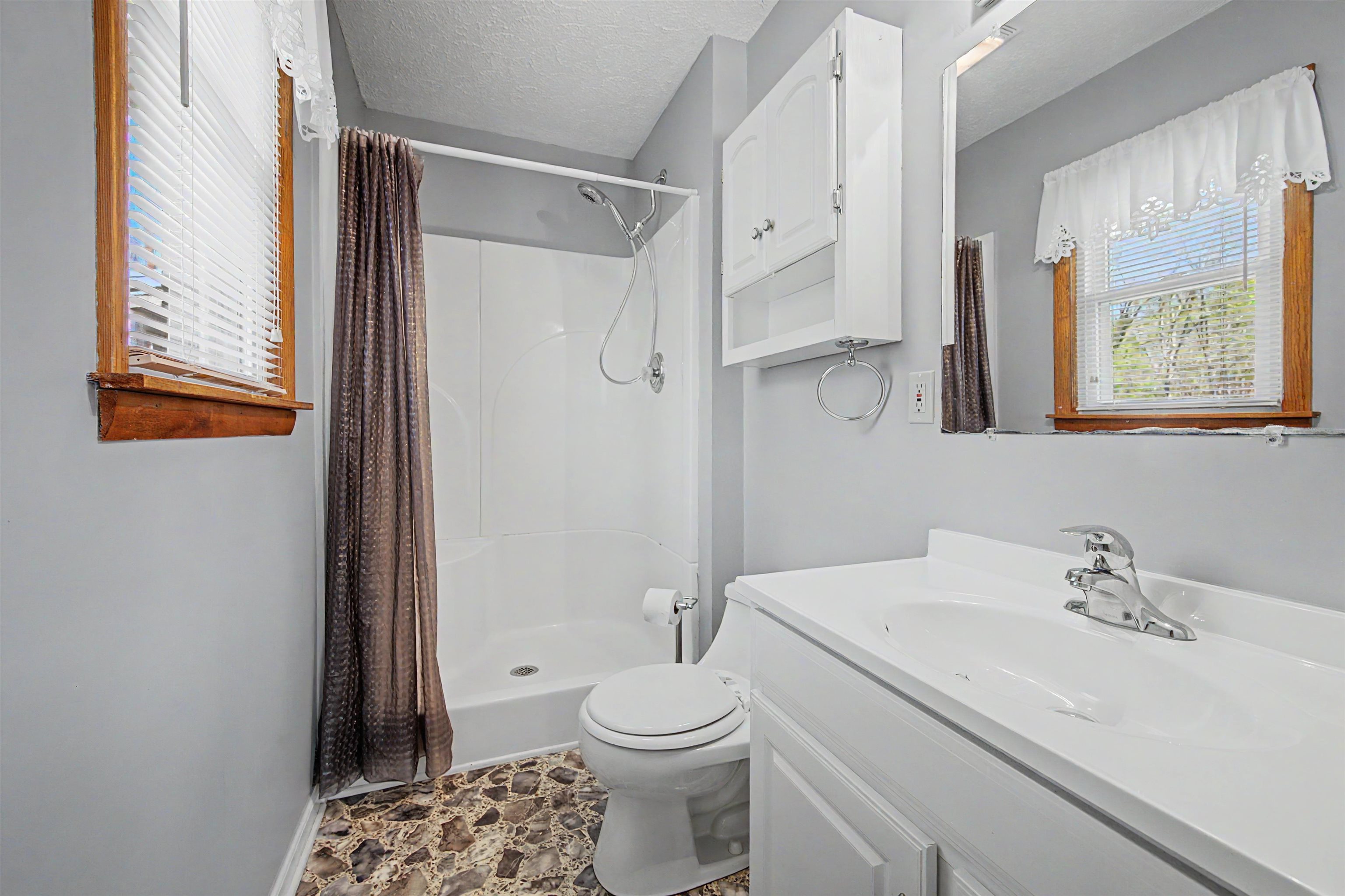 6921 Ivanhoe Road Ivanhoe VA 24350