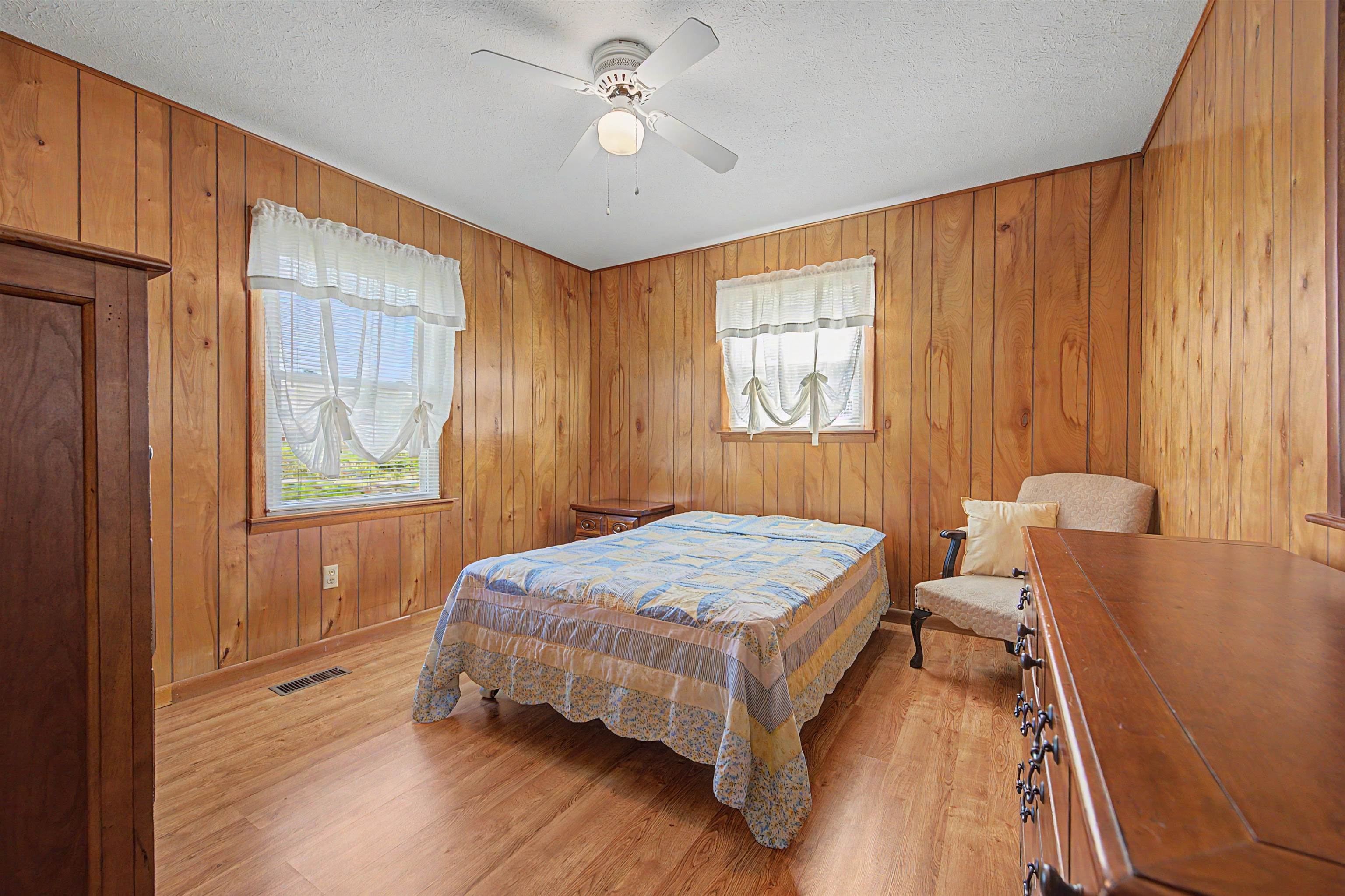 6921 Ivanhoe Road Ivanhoe VA 24350