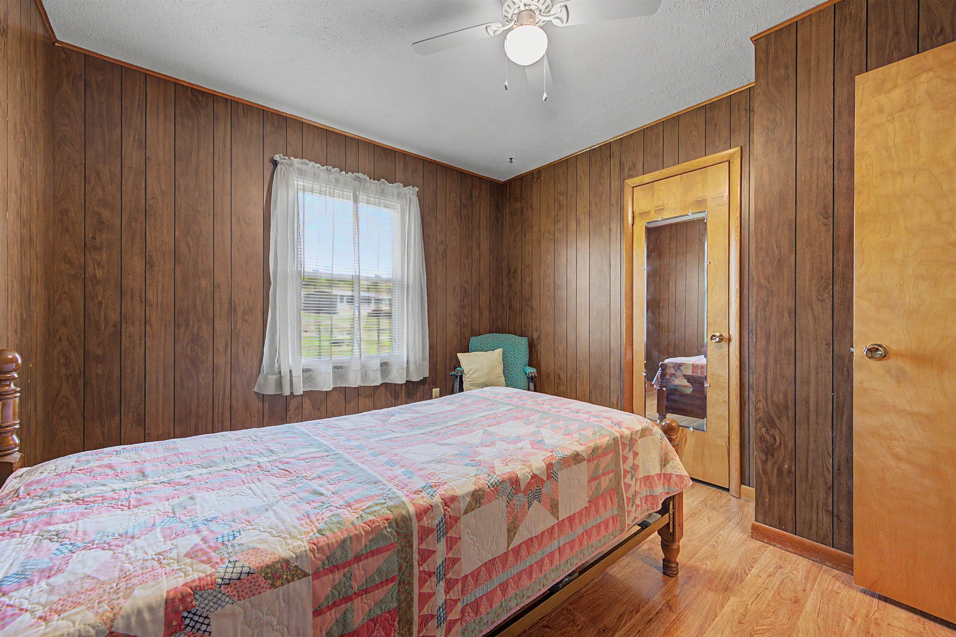 6921 Ivanhoe Road Ivanhoe VA 24350
