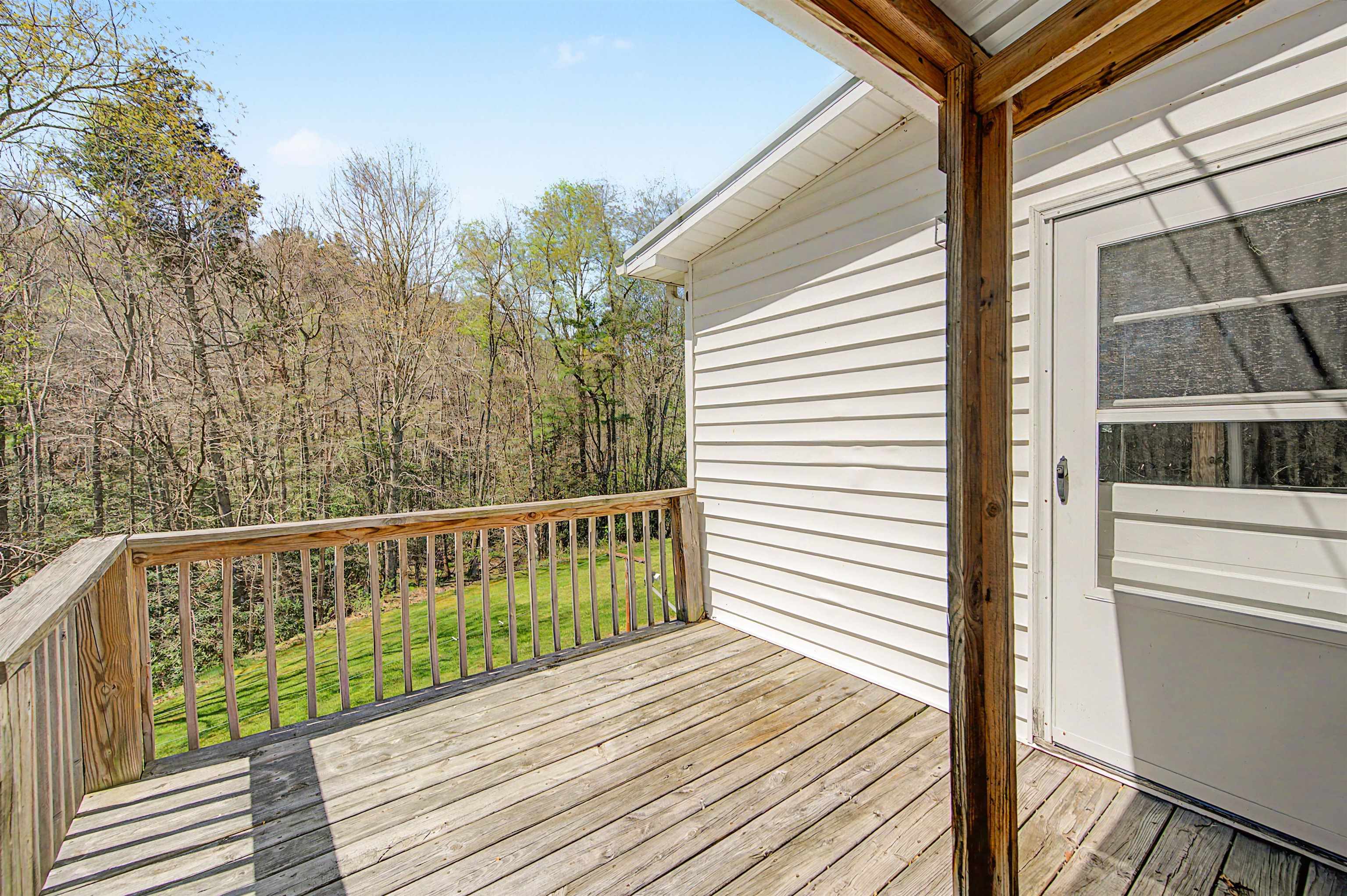 6921 Ivanhoe Road Ivanhoe VA 24350