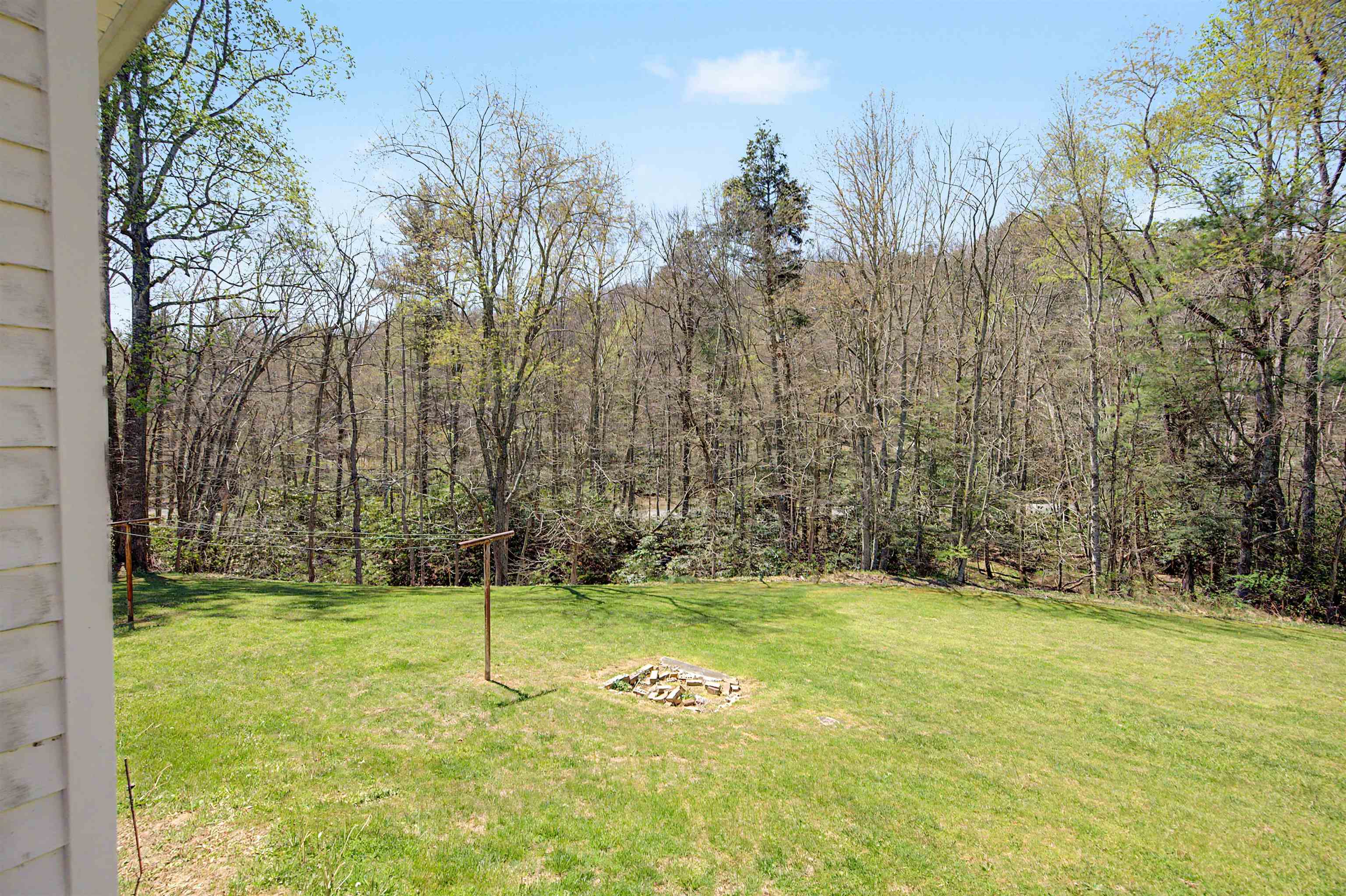 6921 Ivanhoe Road Ivanhoe VA 24350