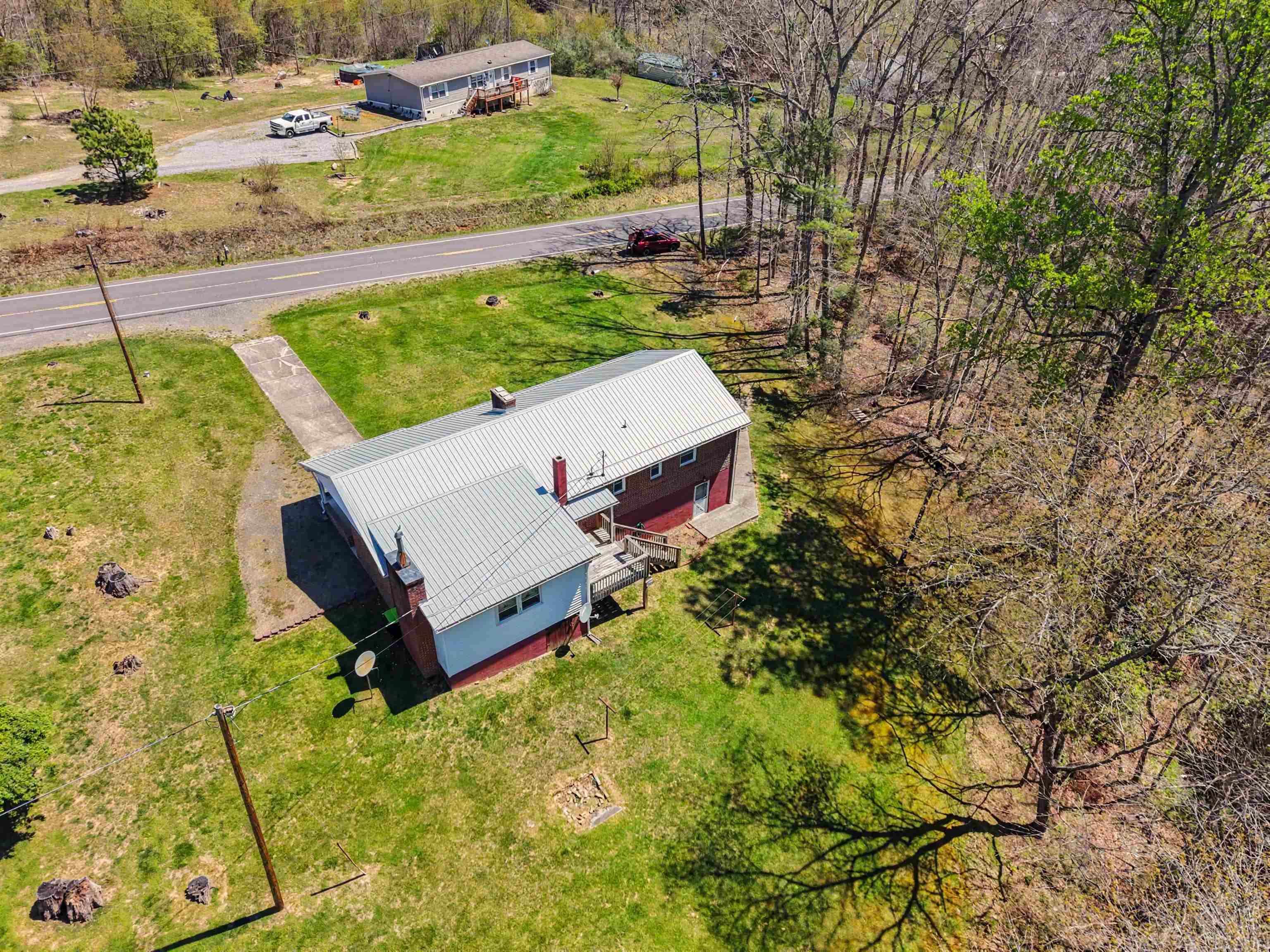 6921 Ivanhoe Road Ivanhoe VA 24350