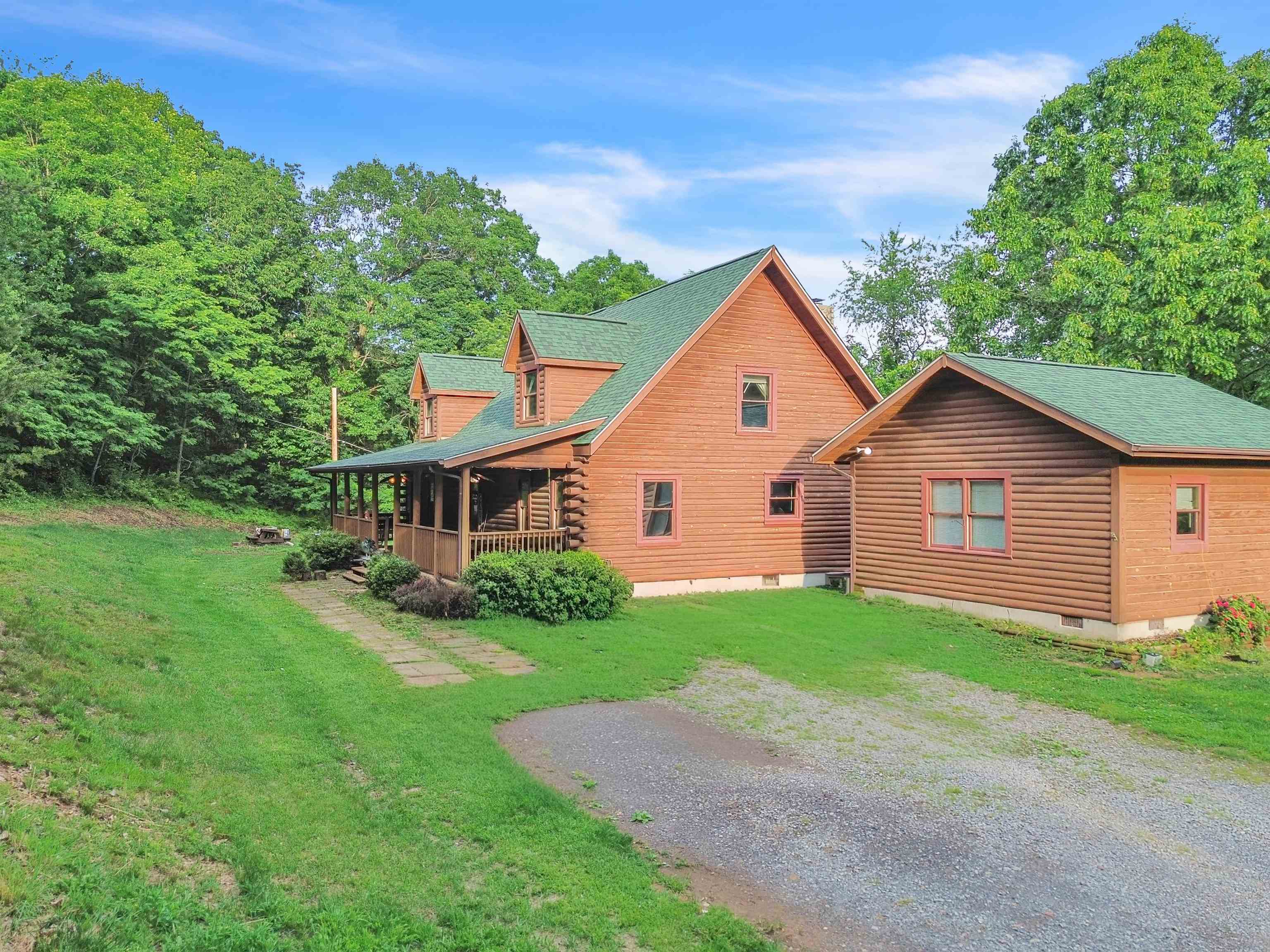 210 Huckleberry Lane Narrows VA 24124