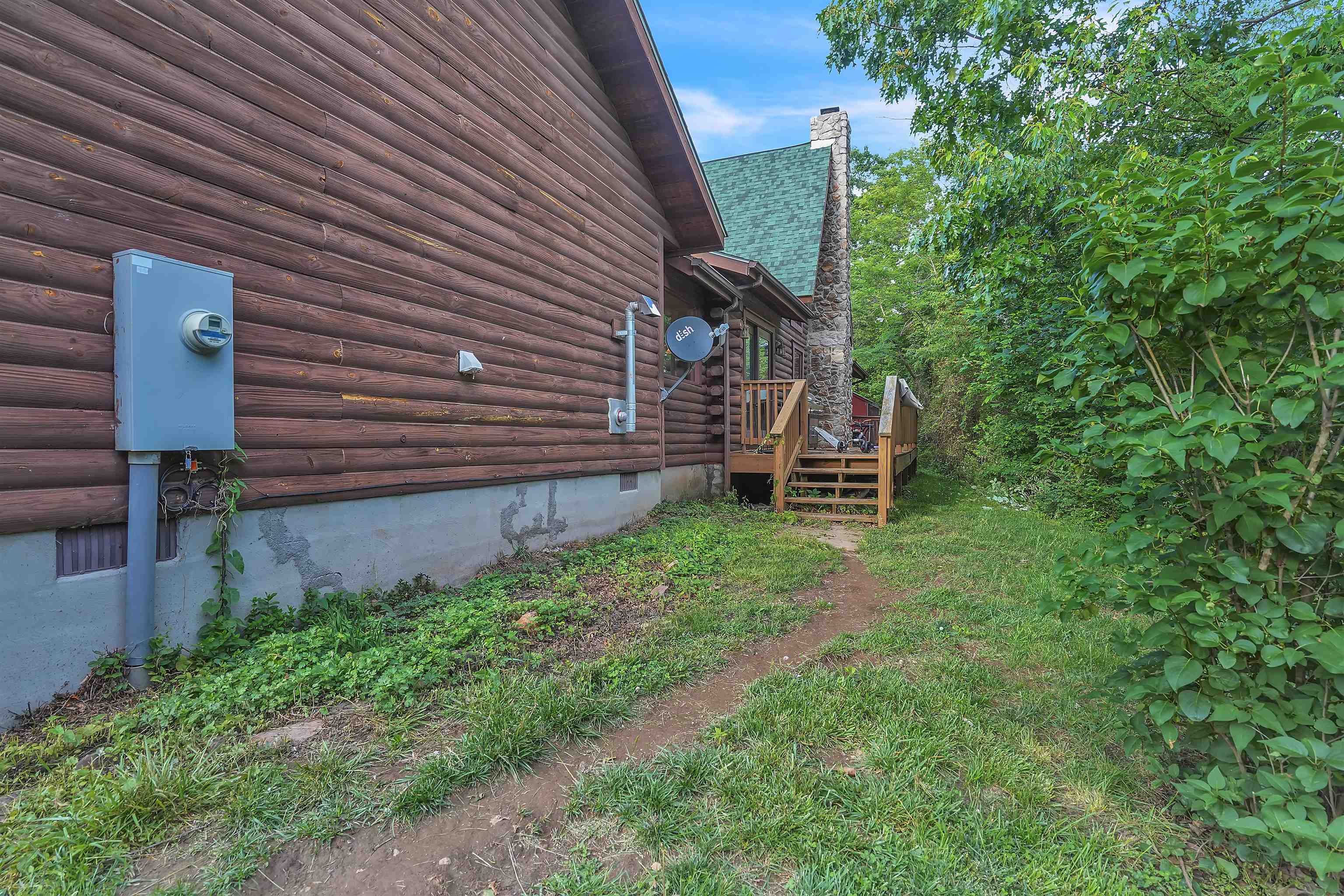 210 Huckleberry Lane Narrows VA 24124