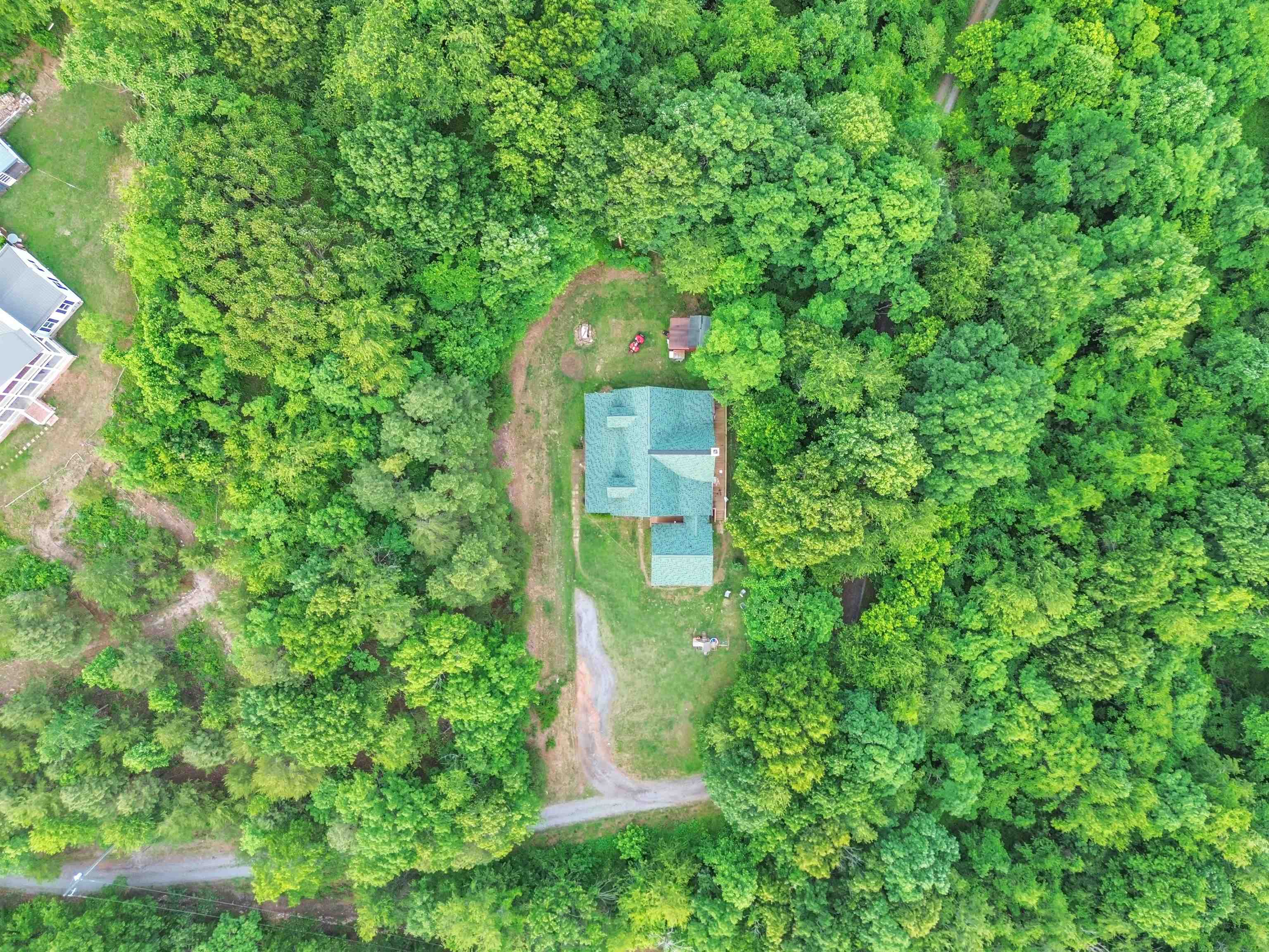 210 Huckleberry Lane Narrows VA 24124