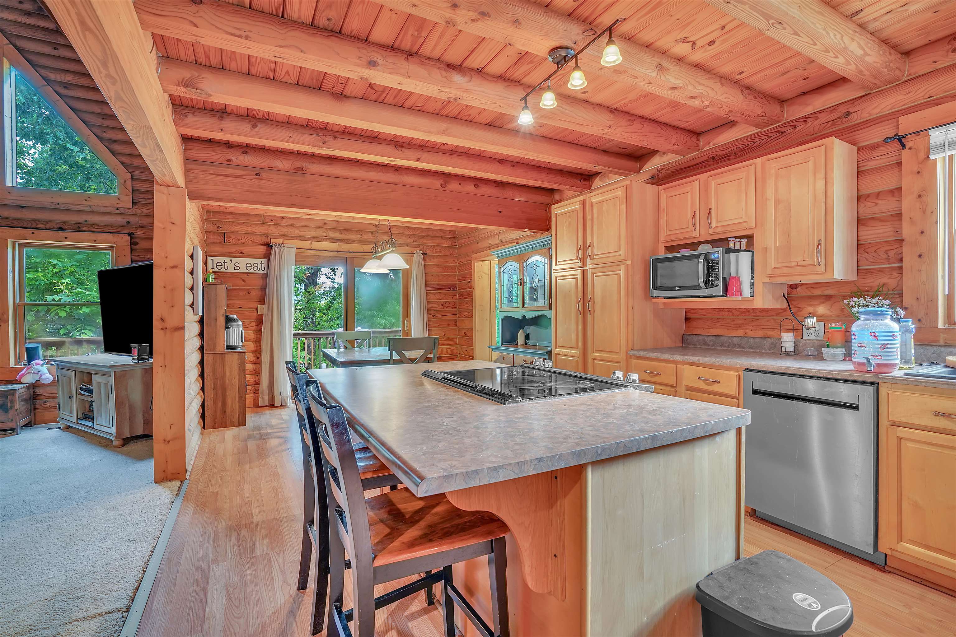 210 Huckleberry Lane Narrows VA 24124