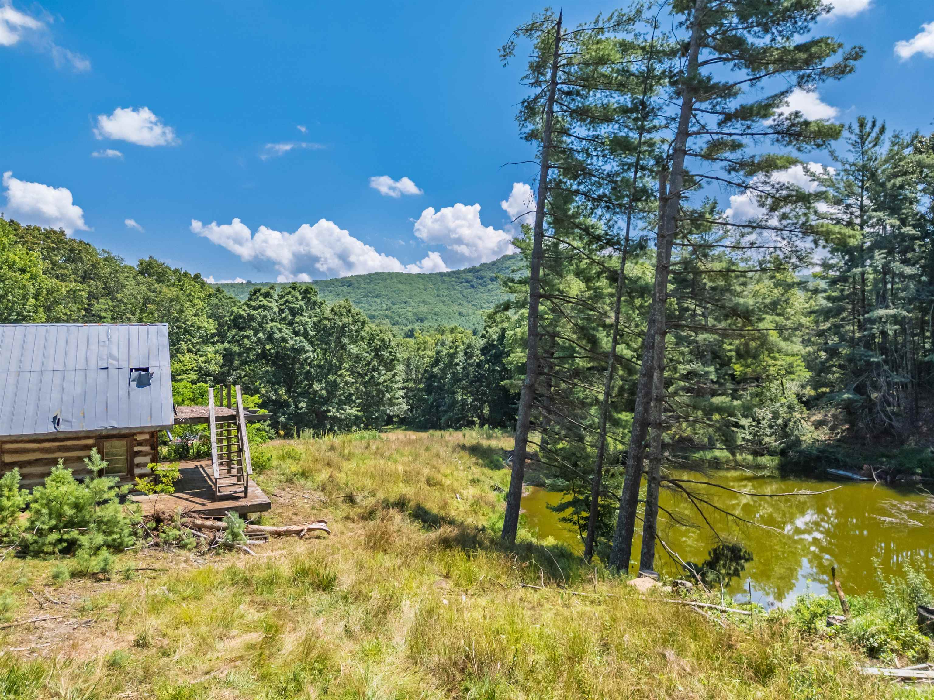 672 Matney Flats Wytheville VA 24382