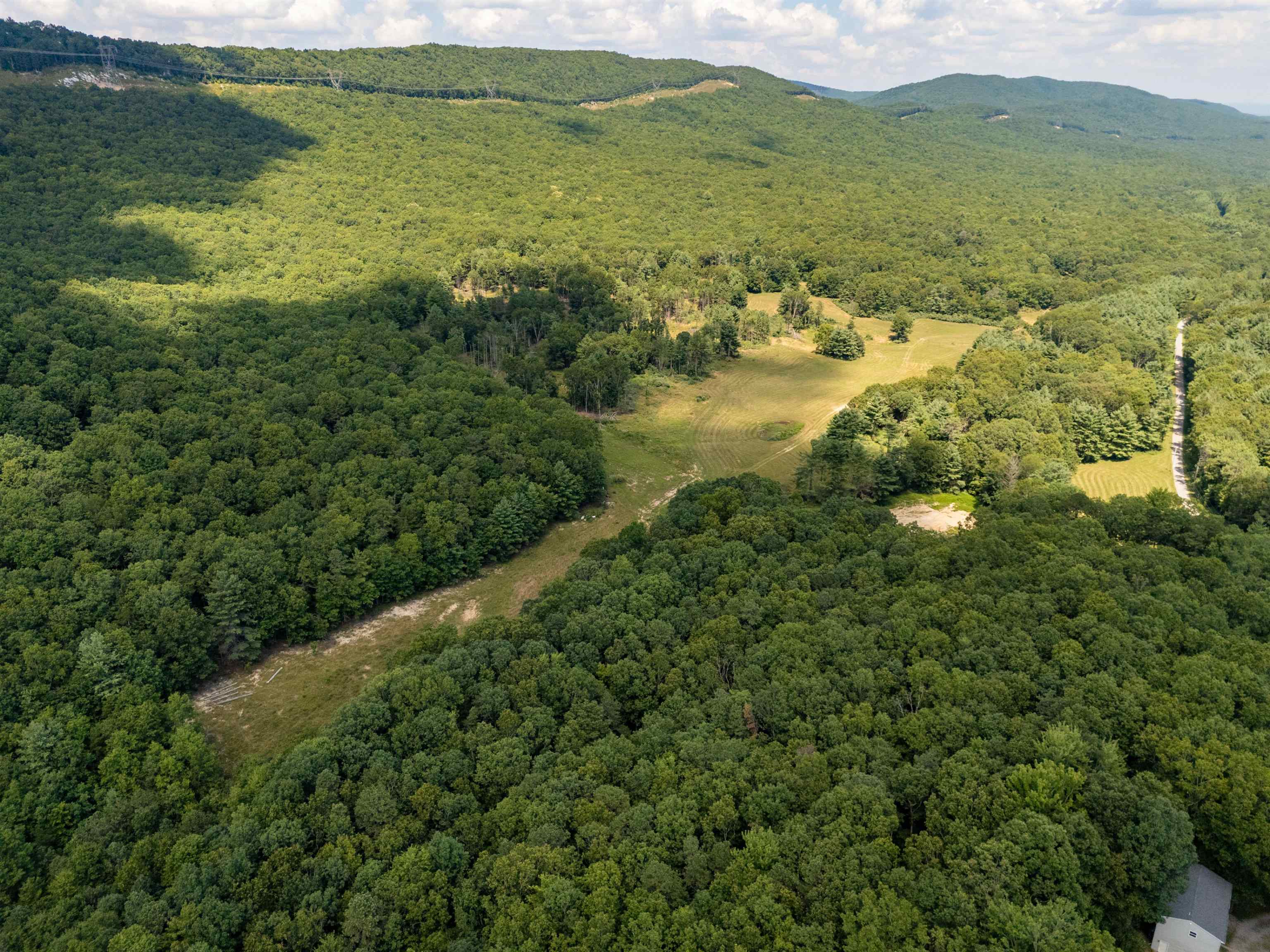 672 Matney Flats Wytheville VA 24382