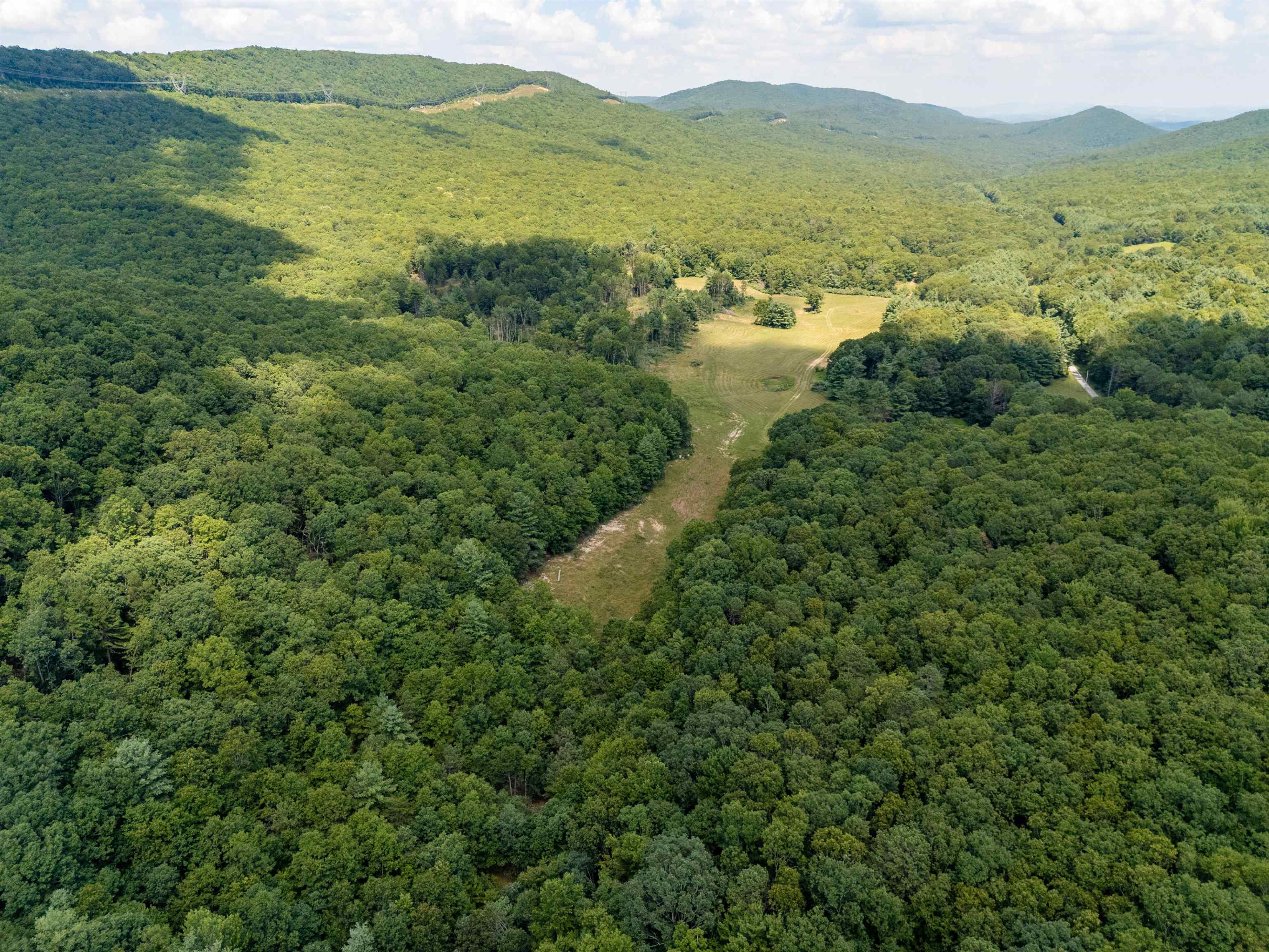 672 Matney Flats Wytheville VA 24382