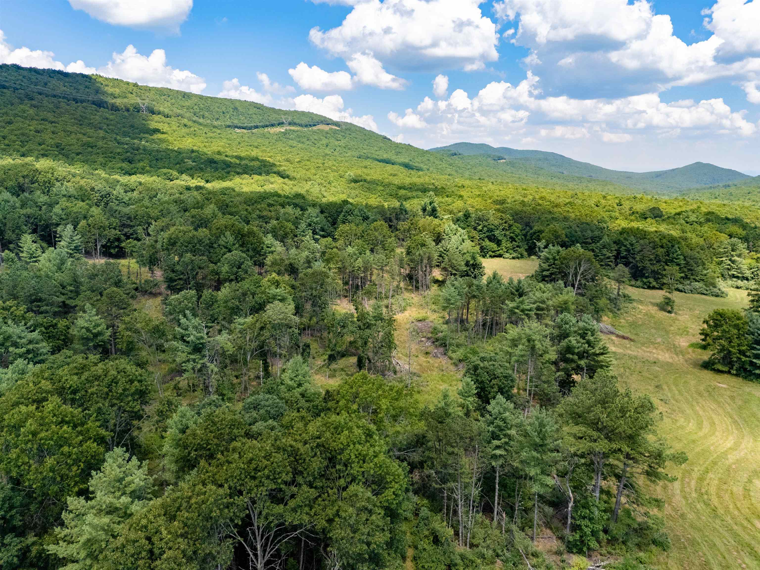 672 Matney Flats Wytheville VA 24382