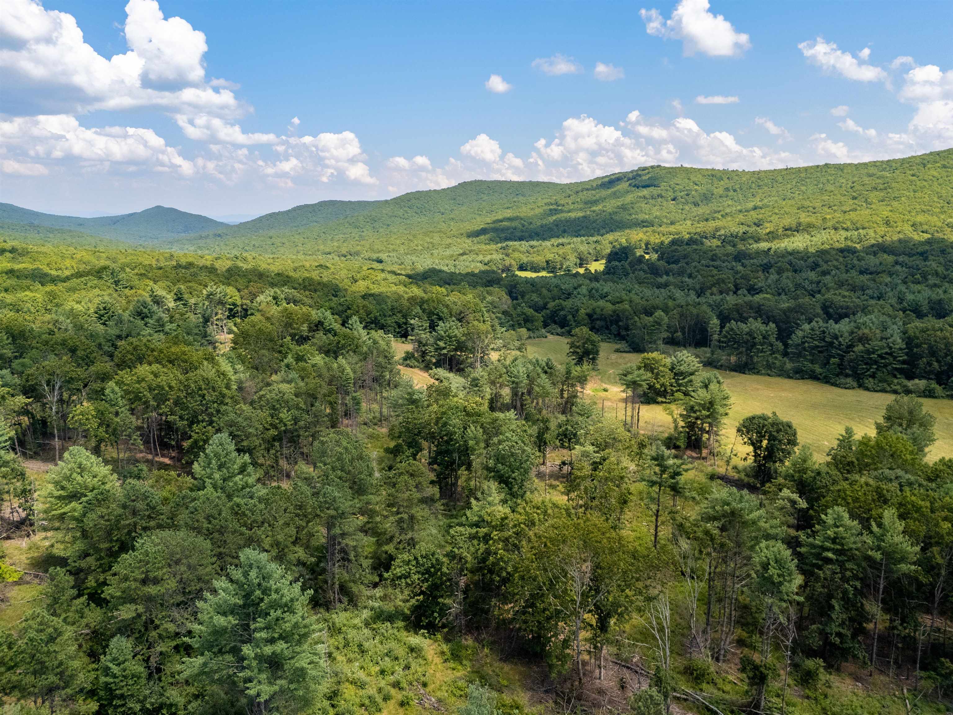 672 Matney Flats Wytheville VA 24382