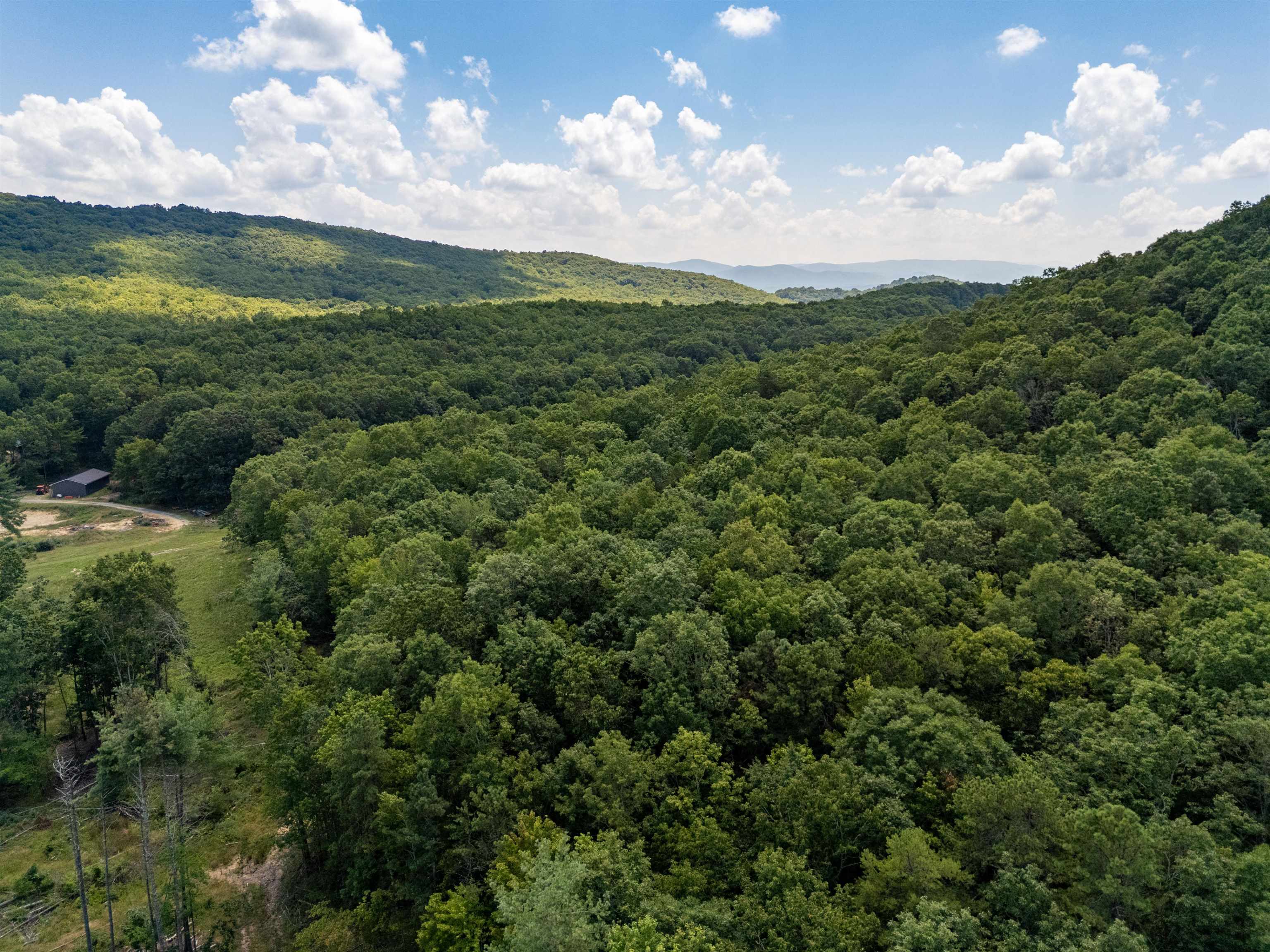 672 Matney Flats Wytheville VA 24382