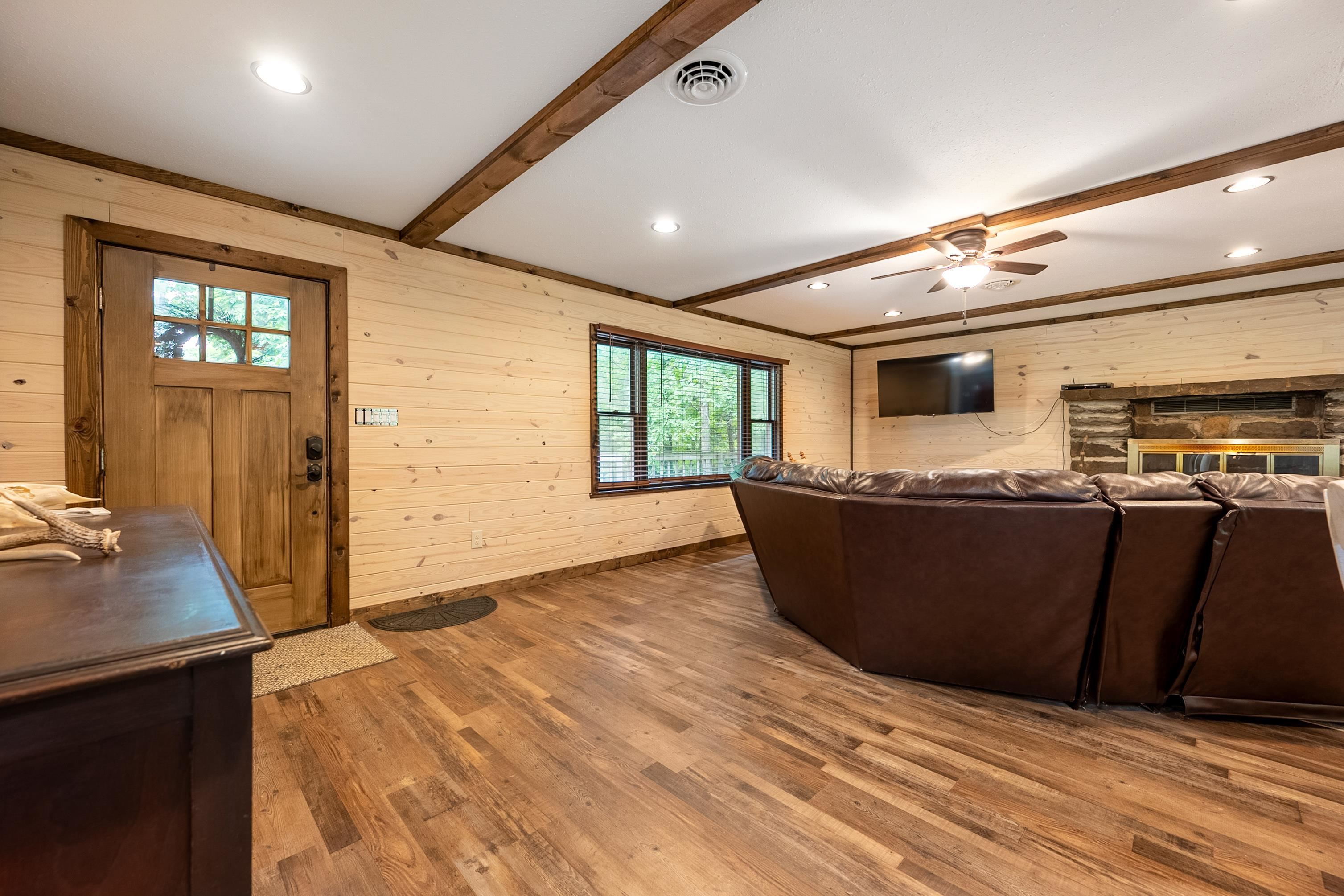 672 Matney Flats Wytheville VA 24382