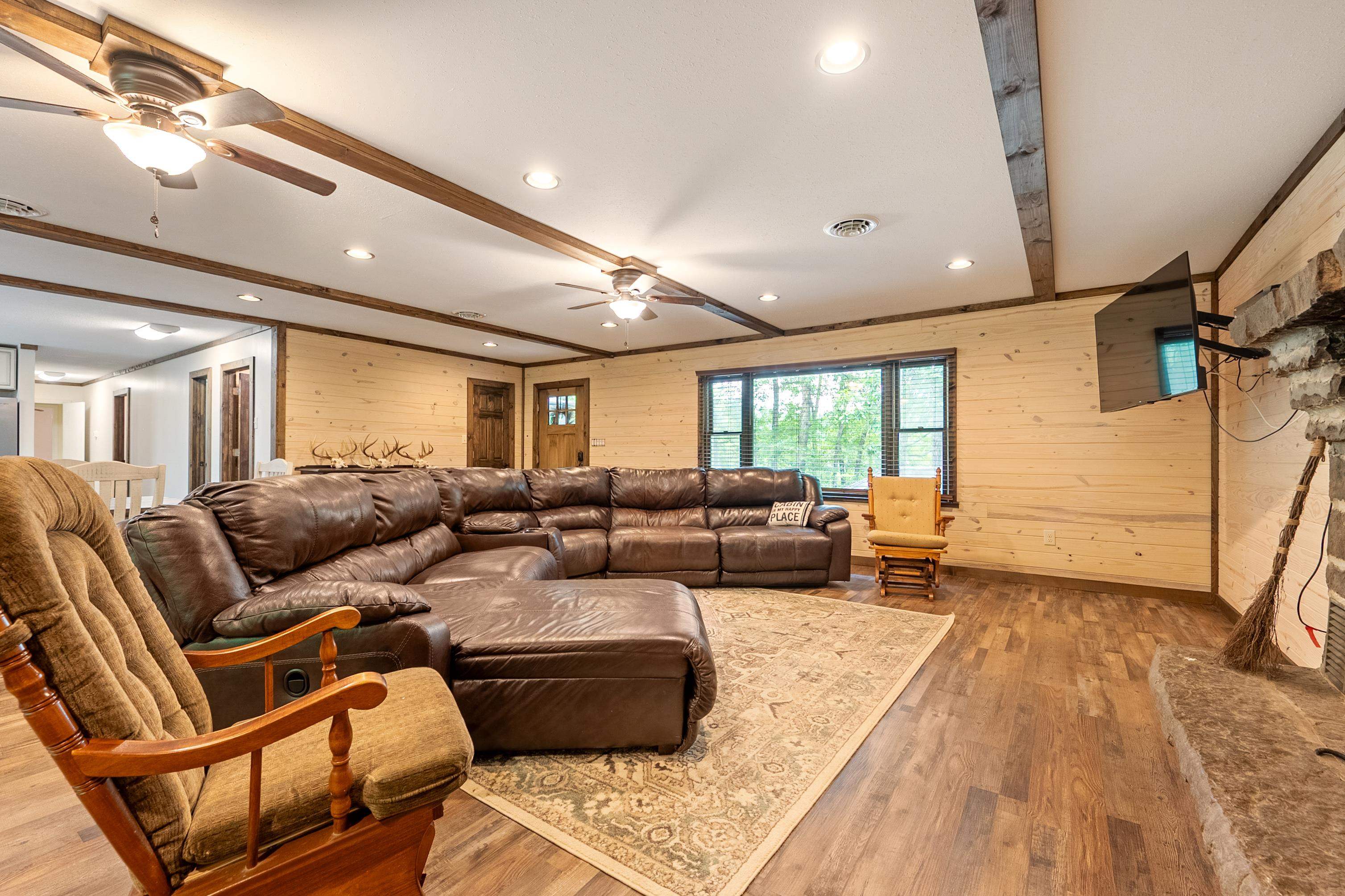 672 Matney Flats Wytheville VA 24382