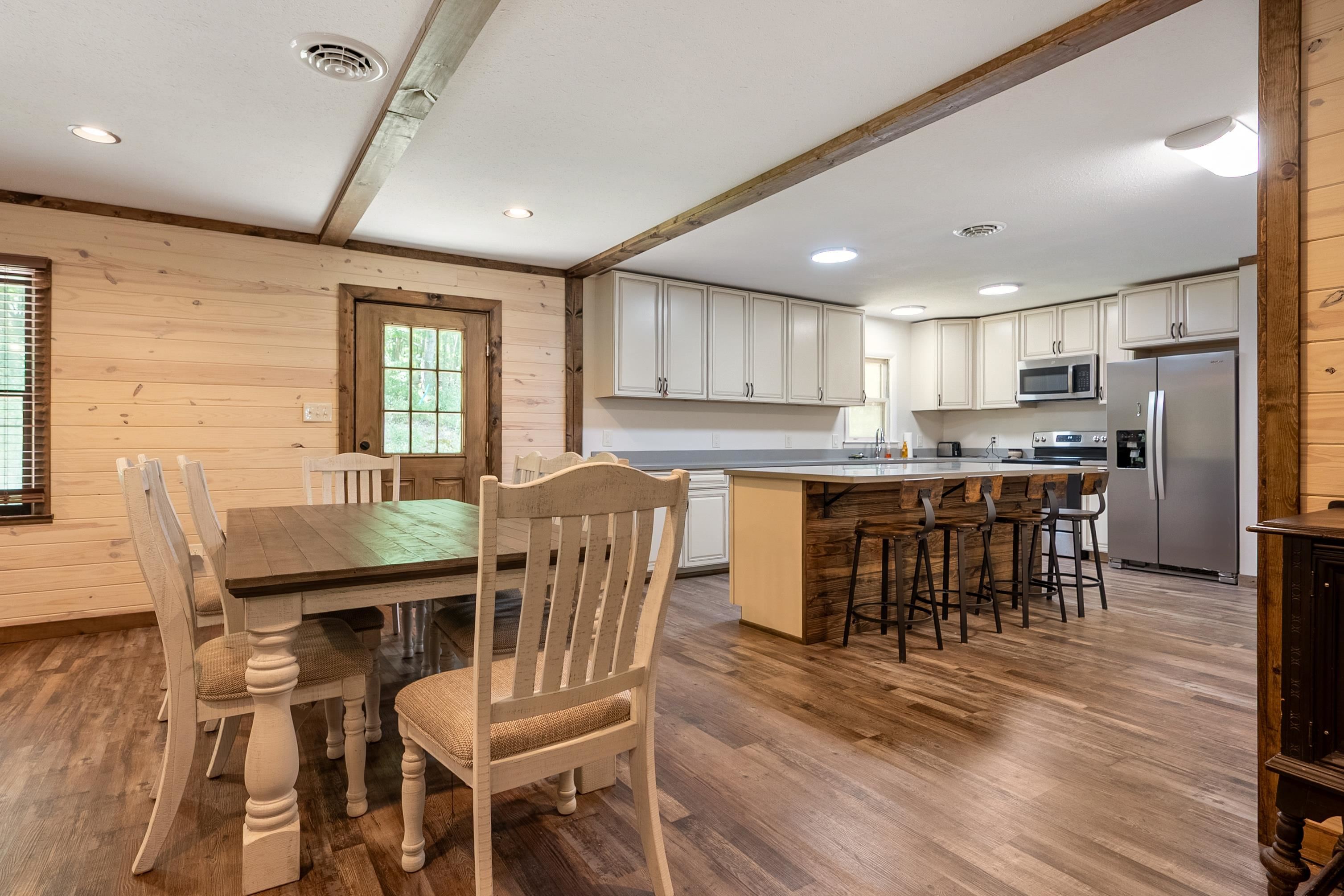 672 Matney Flats Wytheville VA 24382