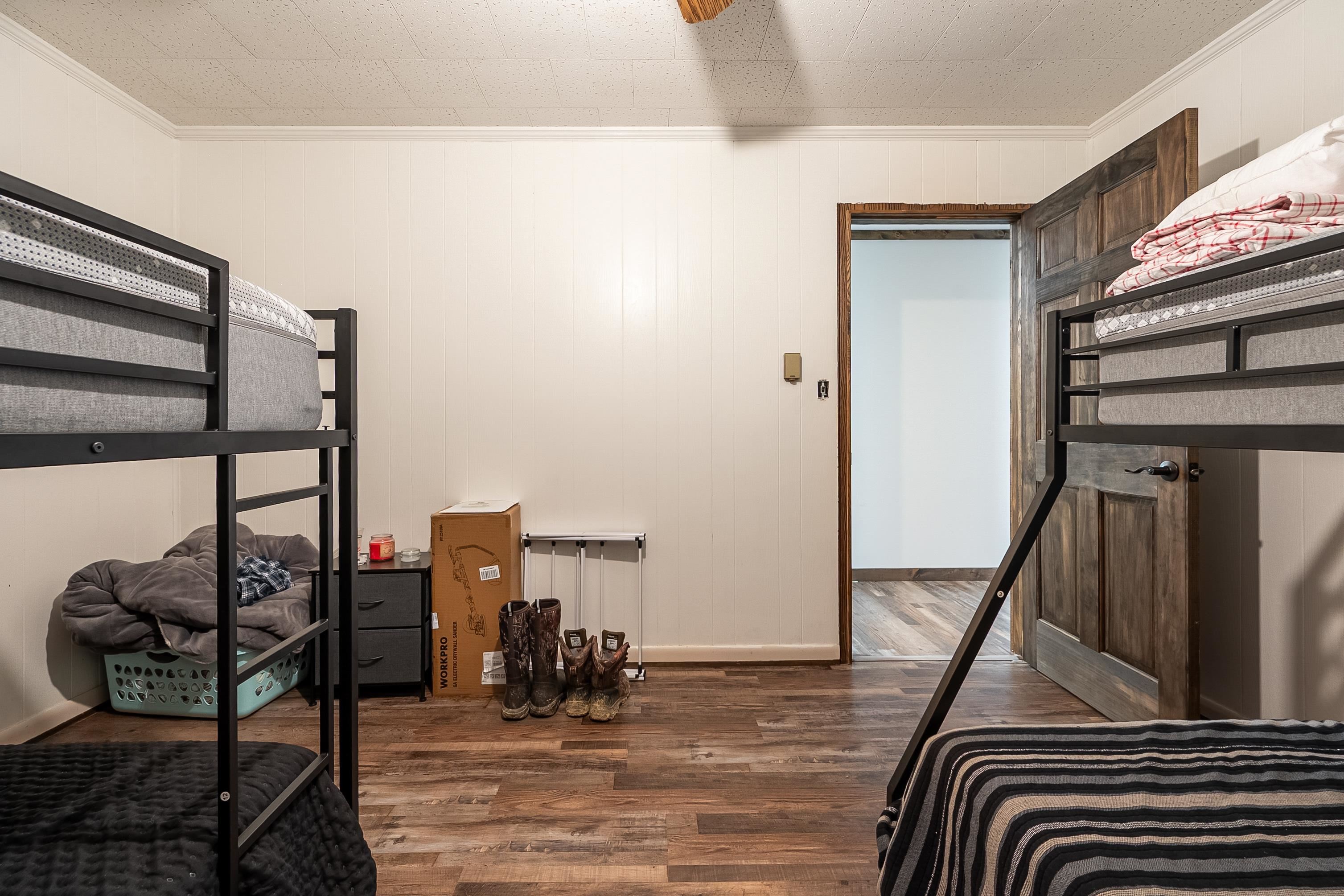 672 Matney Flats Wytheville VA 24382