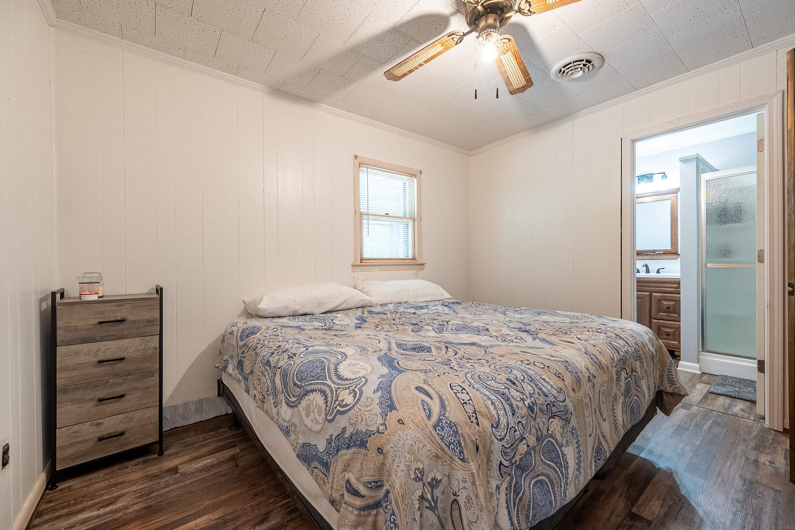 672 Matney Flats Wytheville VA 24382