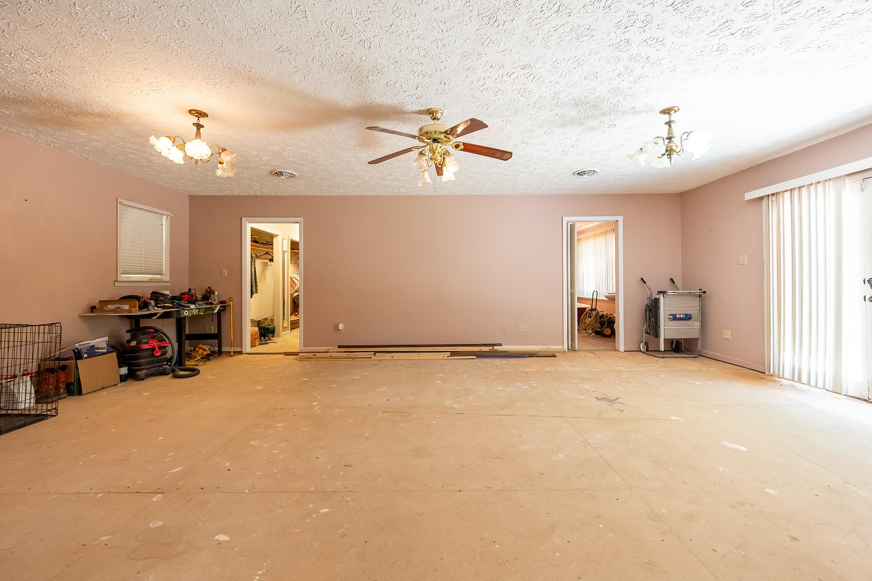 672 Matney Flats Wytheville VA 24382