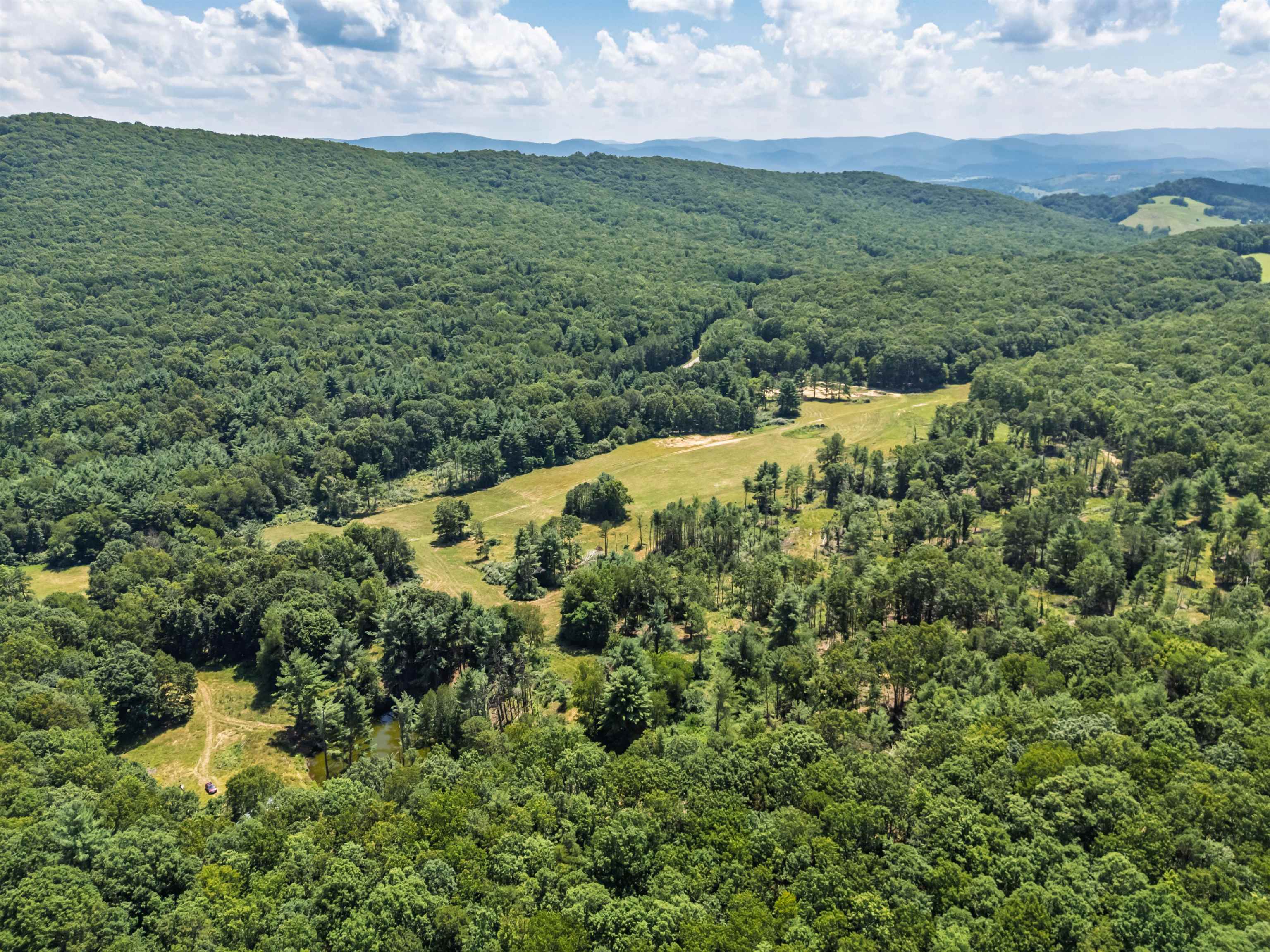 672 Matney Flats Wytheville VA 24382