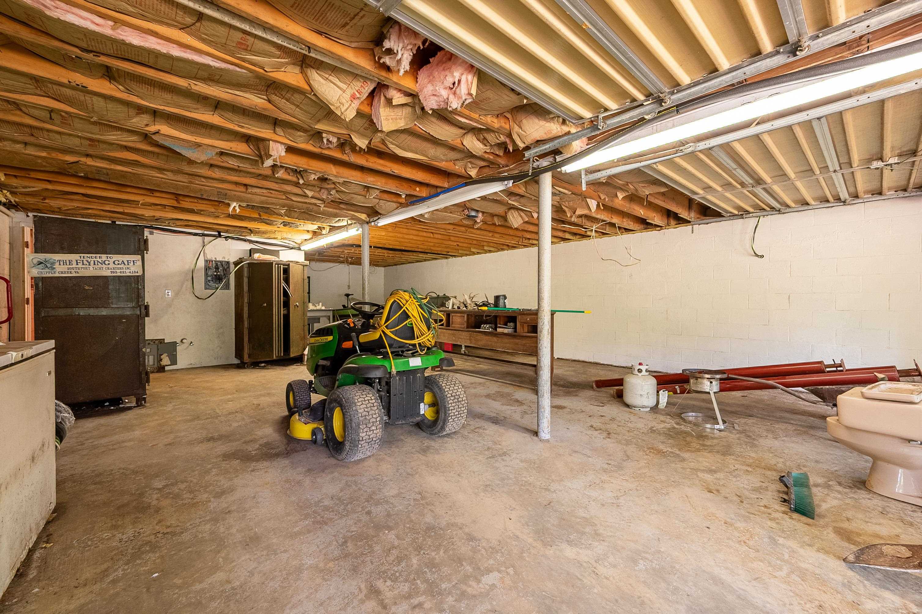 672 Matney Flats Wytheville VA 24382