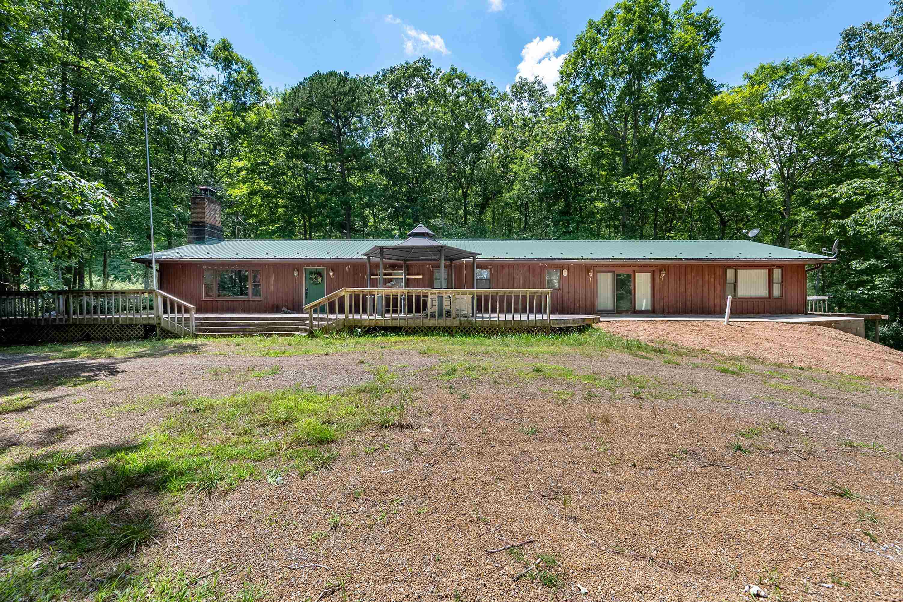 672 Matney Flats Wytheville VA 24382