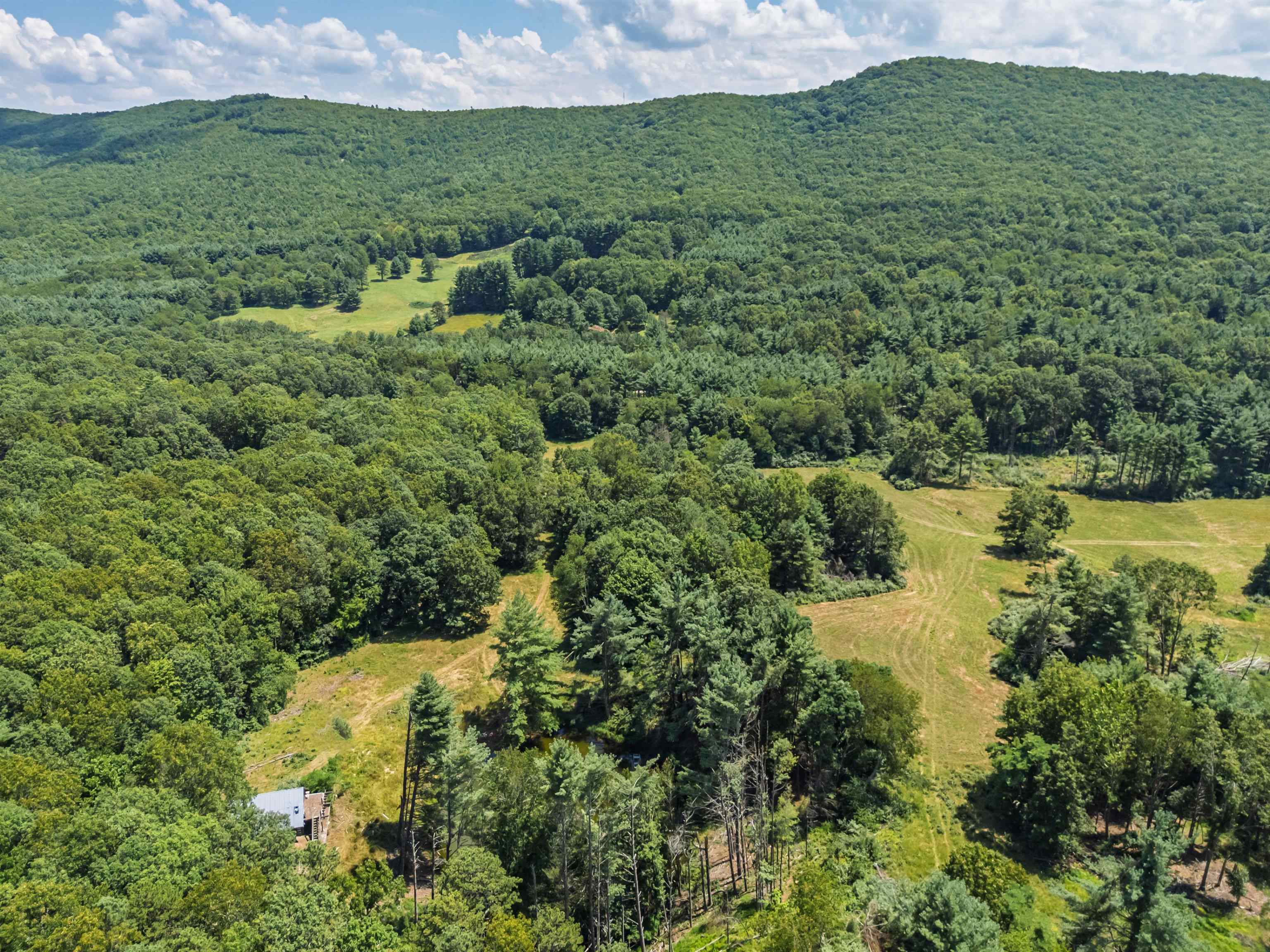 672 Matney Flats Wytheville VA 24382