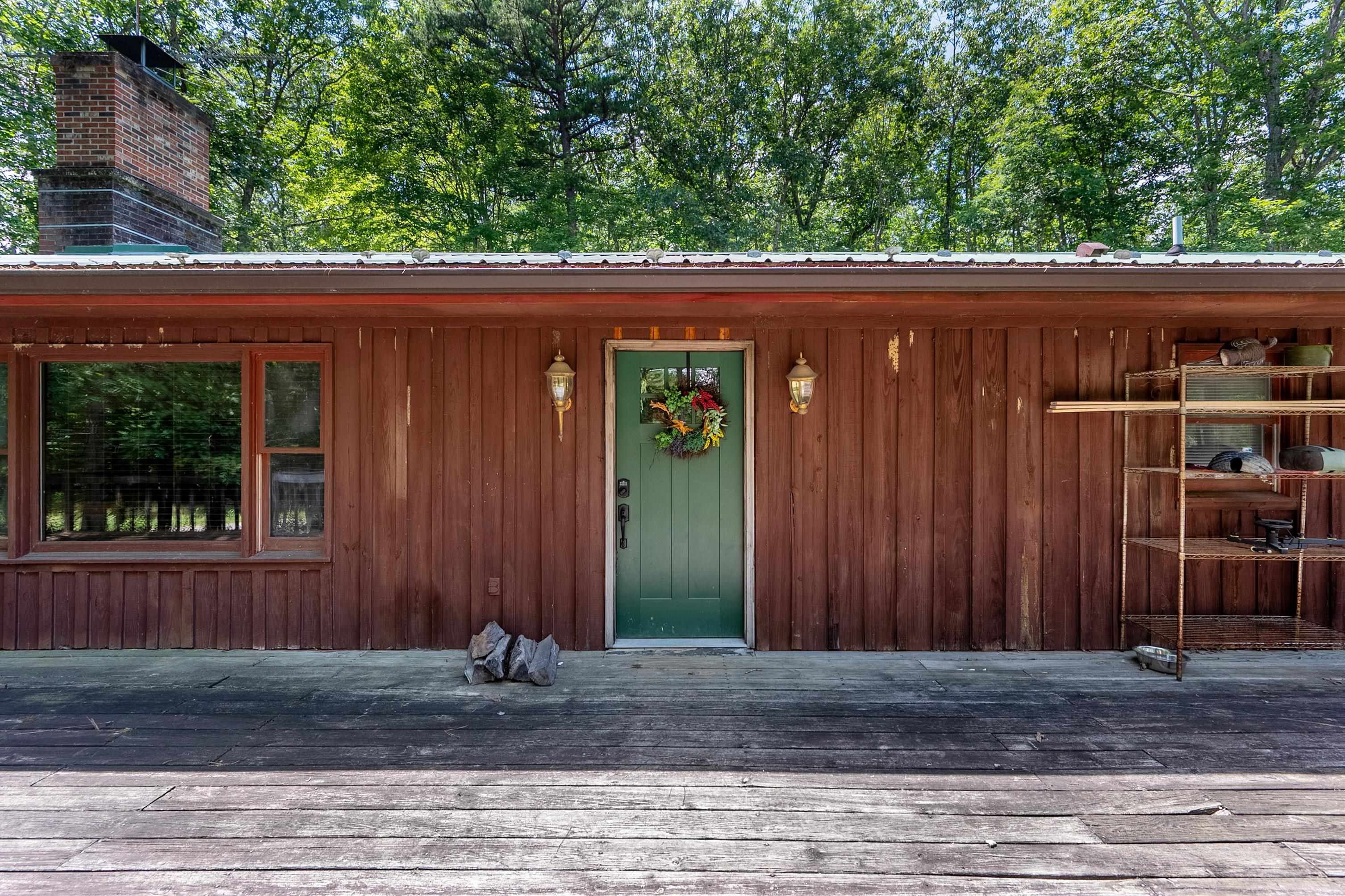 672 Matney Flats Wytheville VA 24382