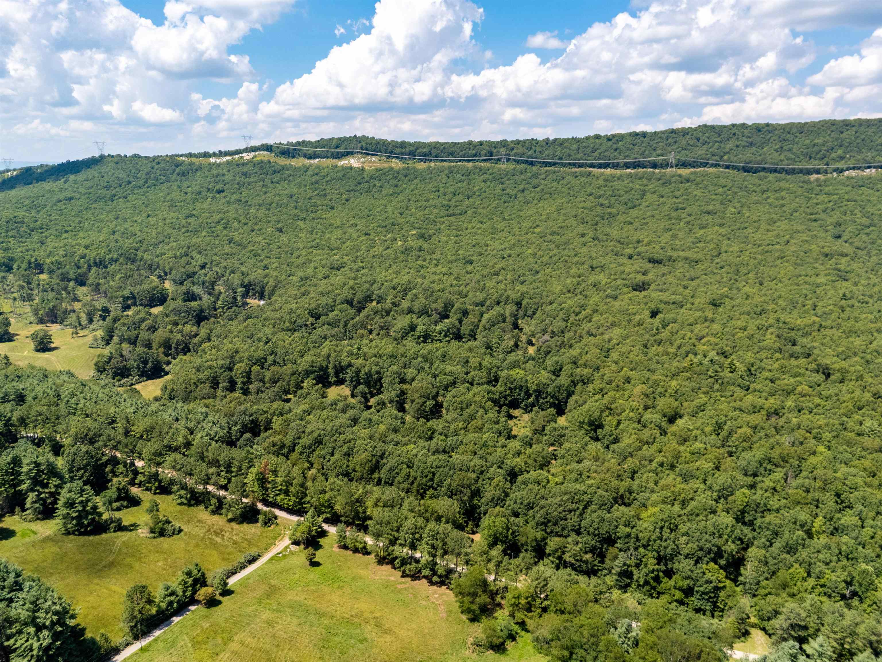 672 Matney Flats Wytheville VA 24382