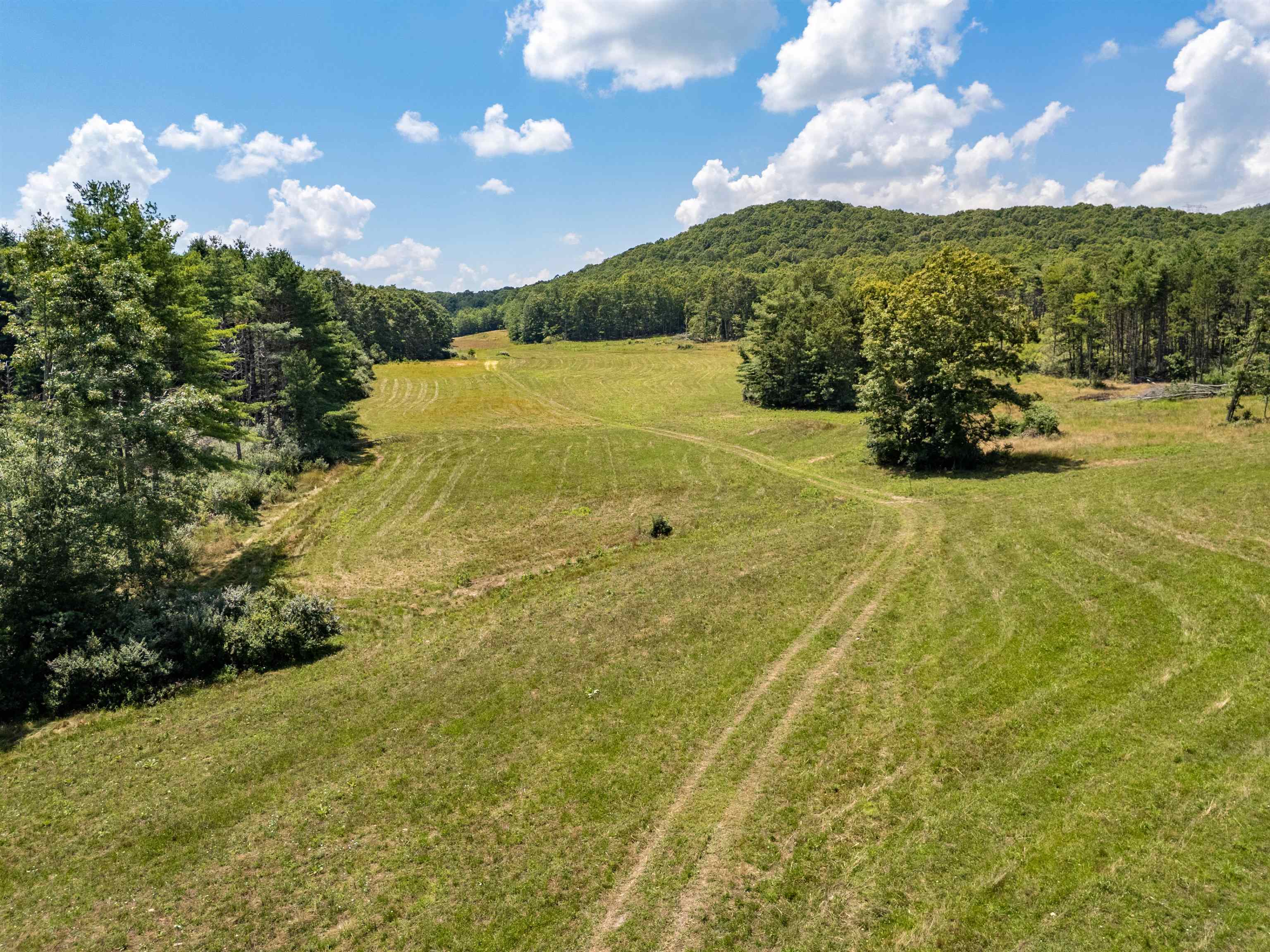 672 Matney Flats Wytheville VA 24382