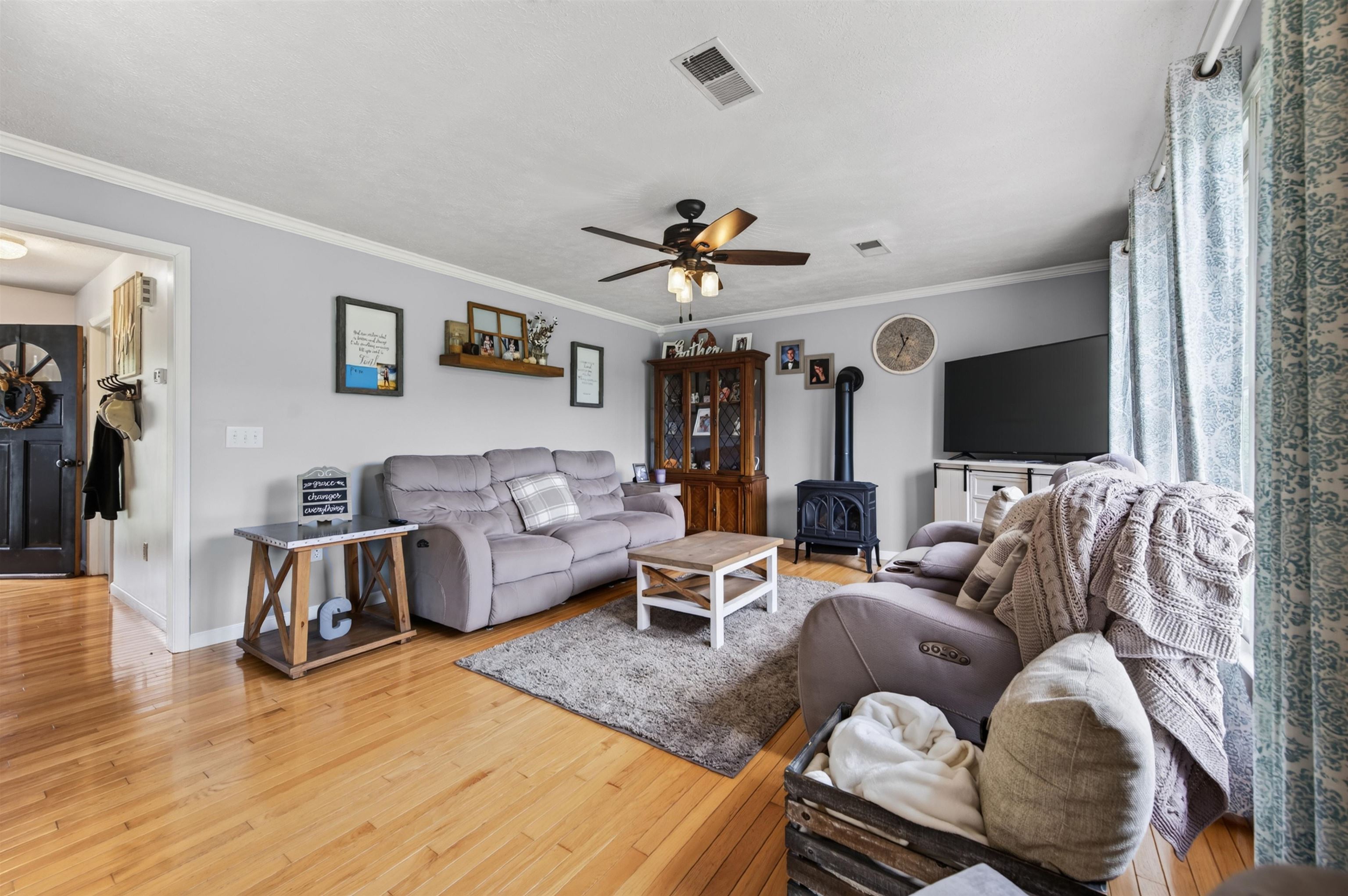 1049 Byrnes Chapel Road Bland VA 24315