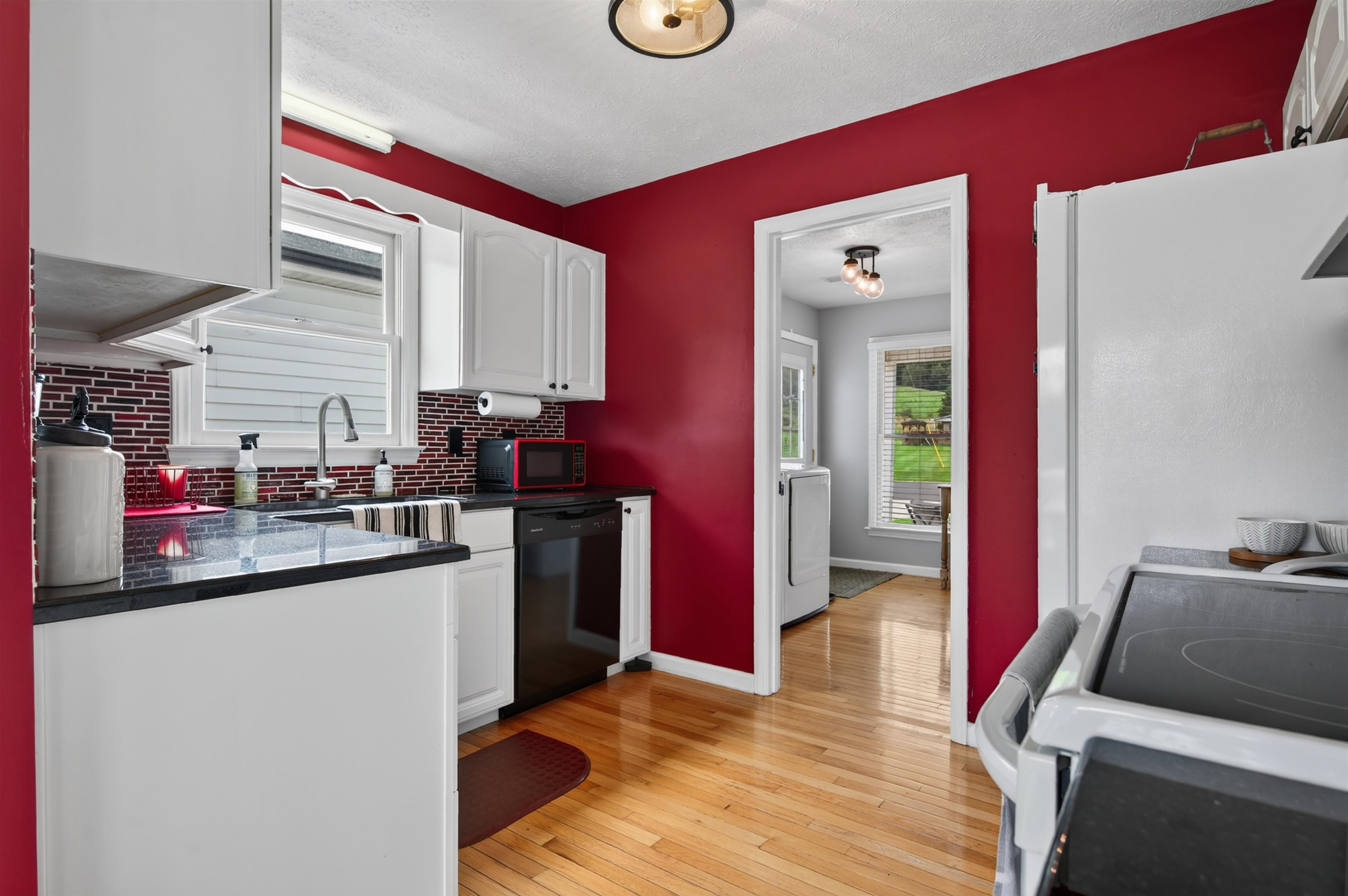 1049 Byrnes Chapel Road Bland VA 24315