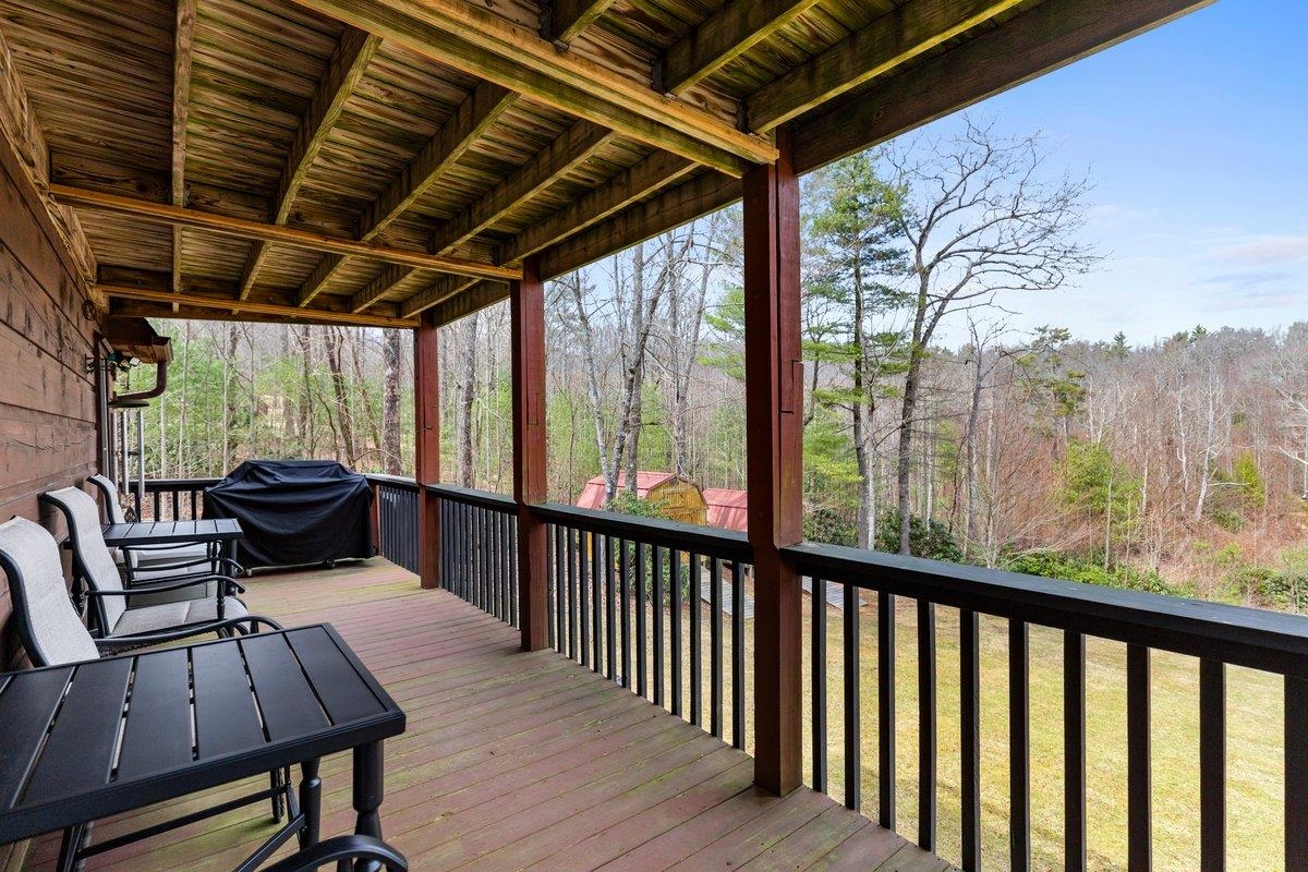 69 Cabin Village Lane Hillsville VA 24343