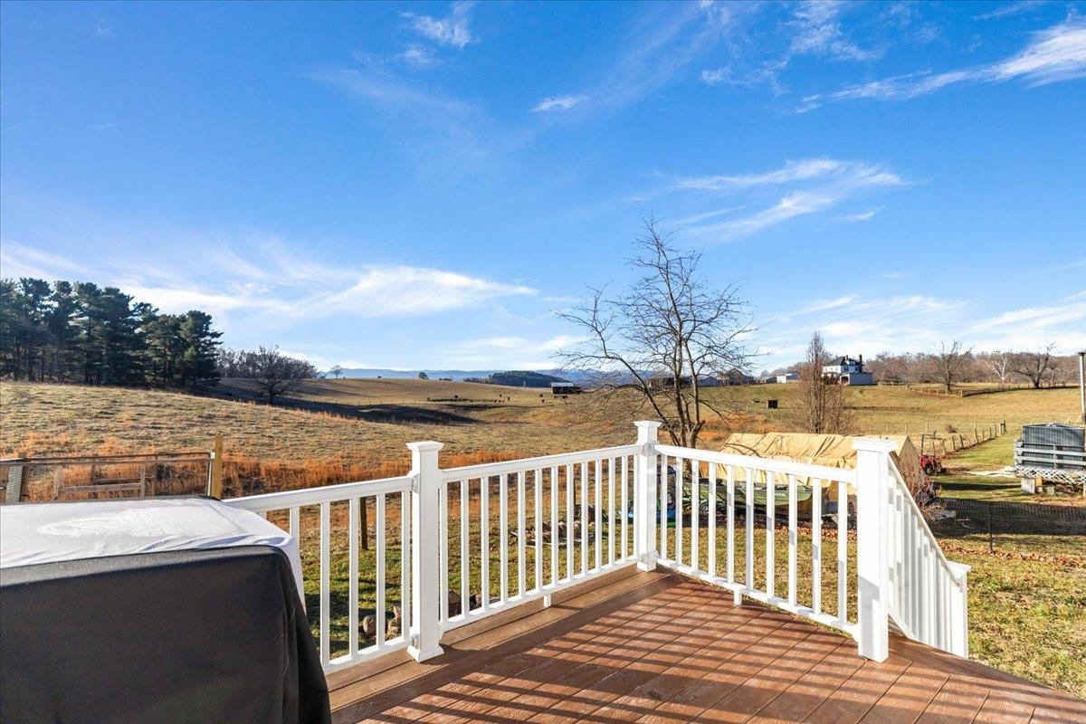 4159 Whistler Road Radford VA 24141