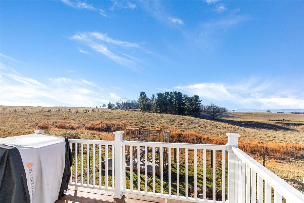 4159 Whistler Road Radford VA 24141