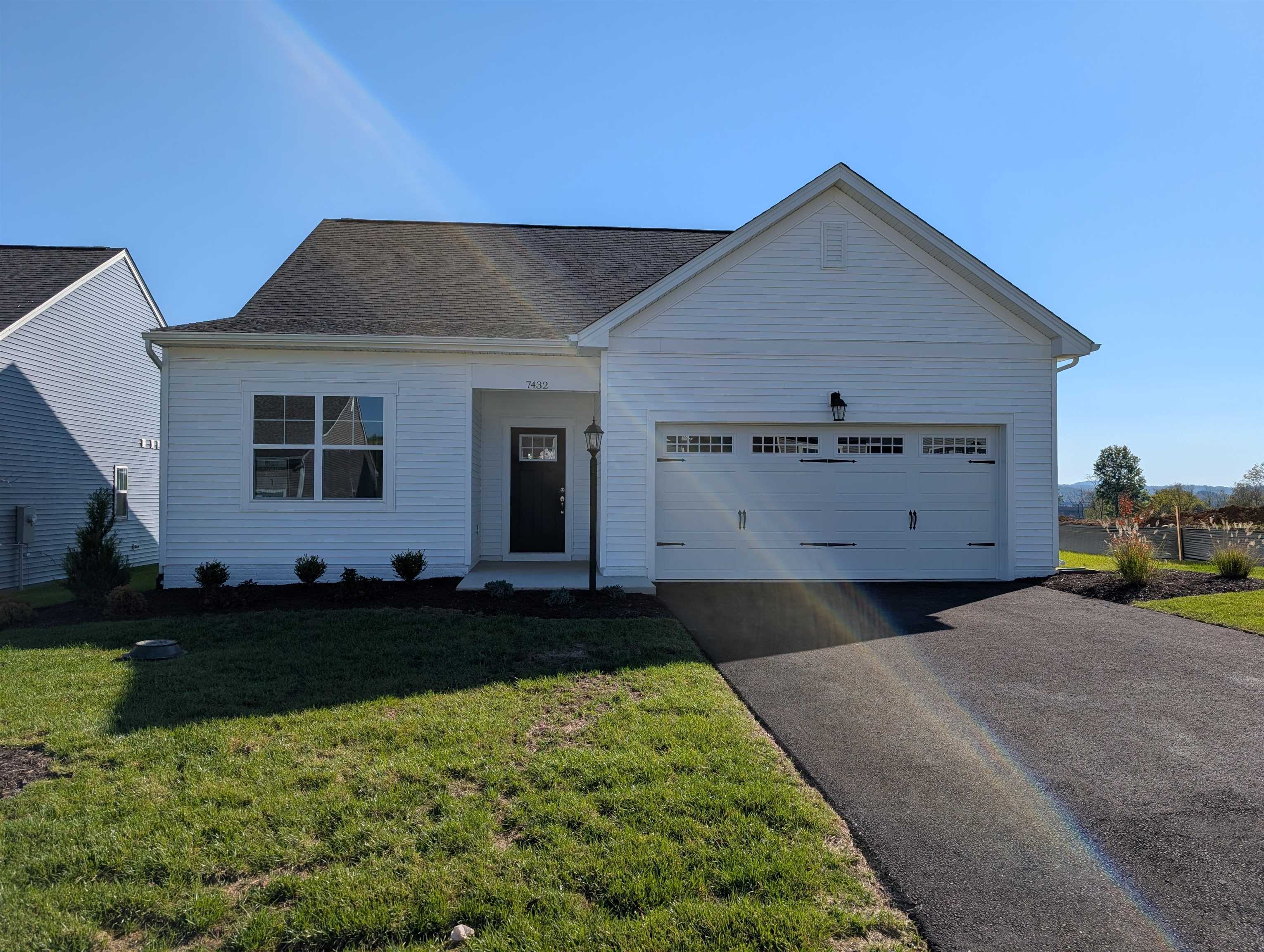 7432 King's Pointe Drive Radford VA 24141