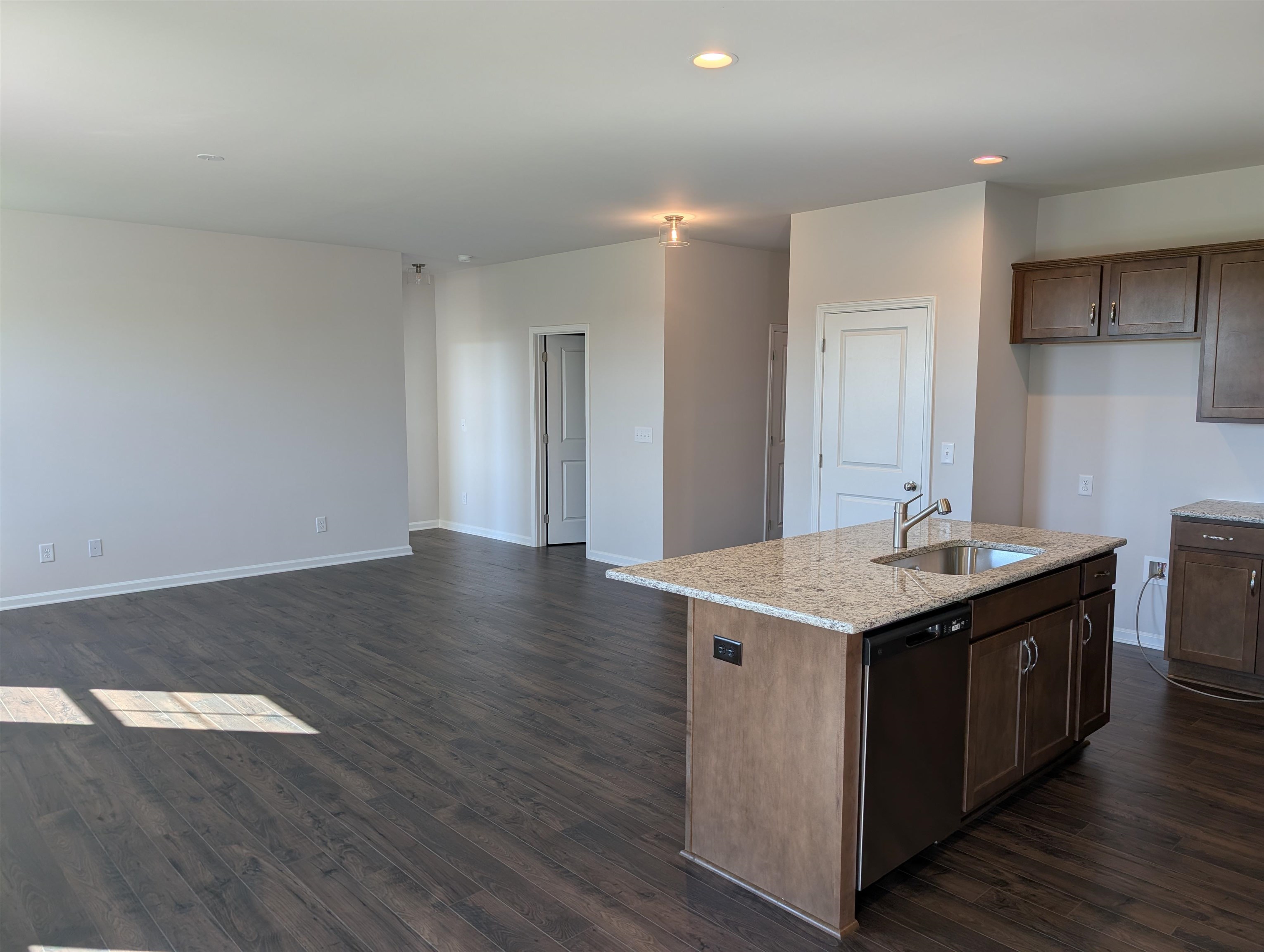 7432 King's Pointe Drive Radford VA 24141