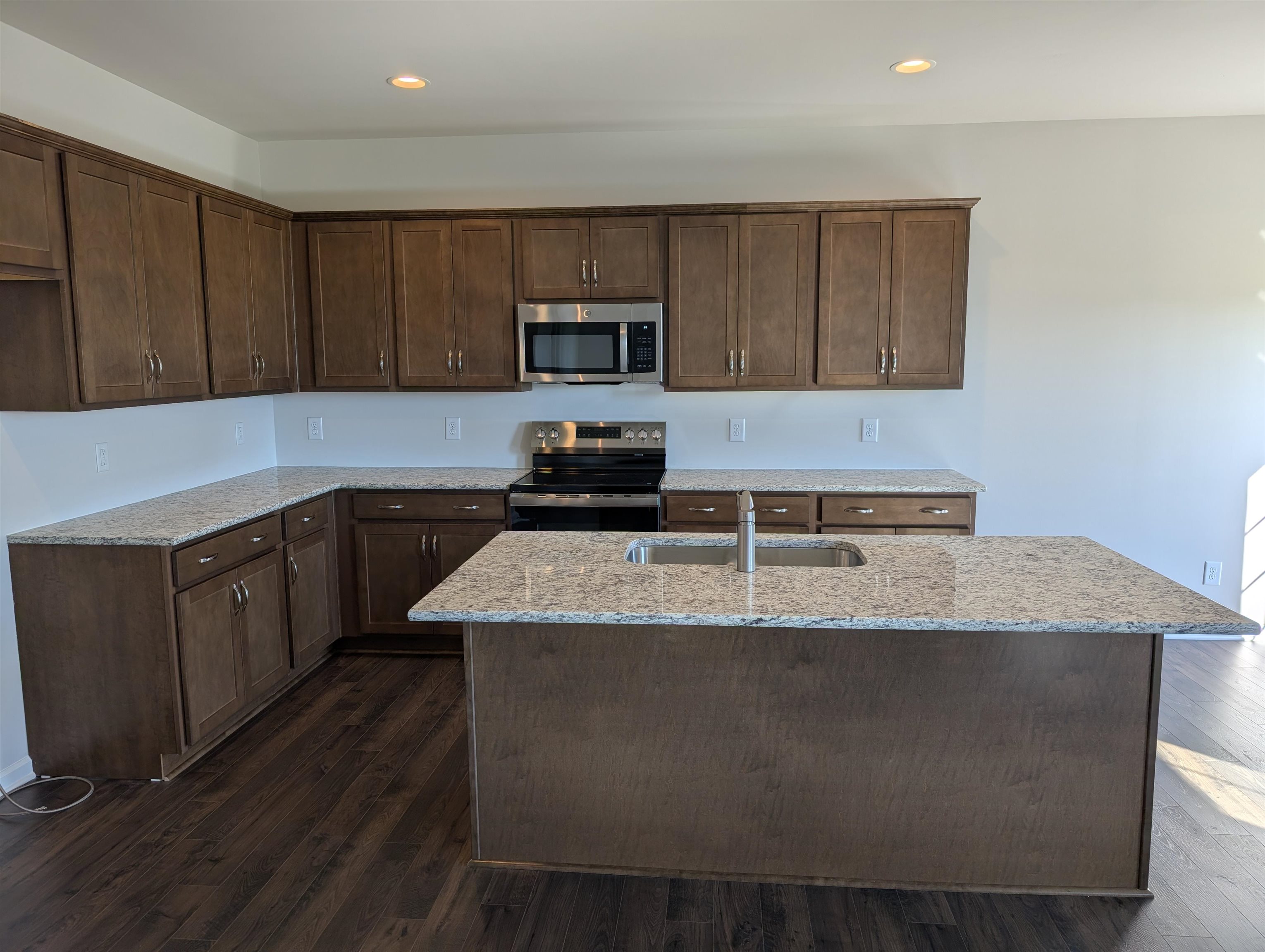 7432 King's Pointe Drive Radford VA 24141
