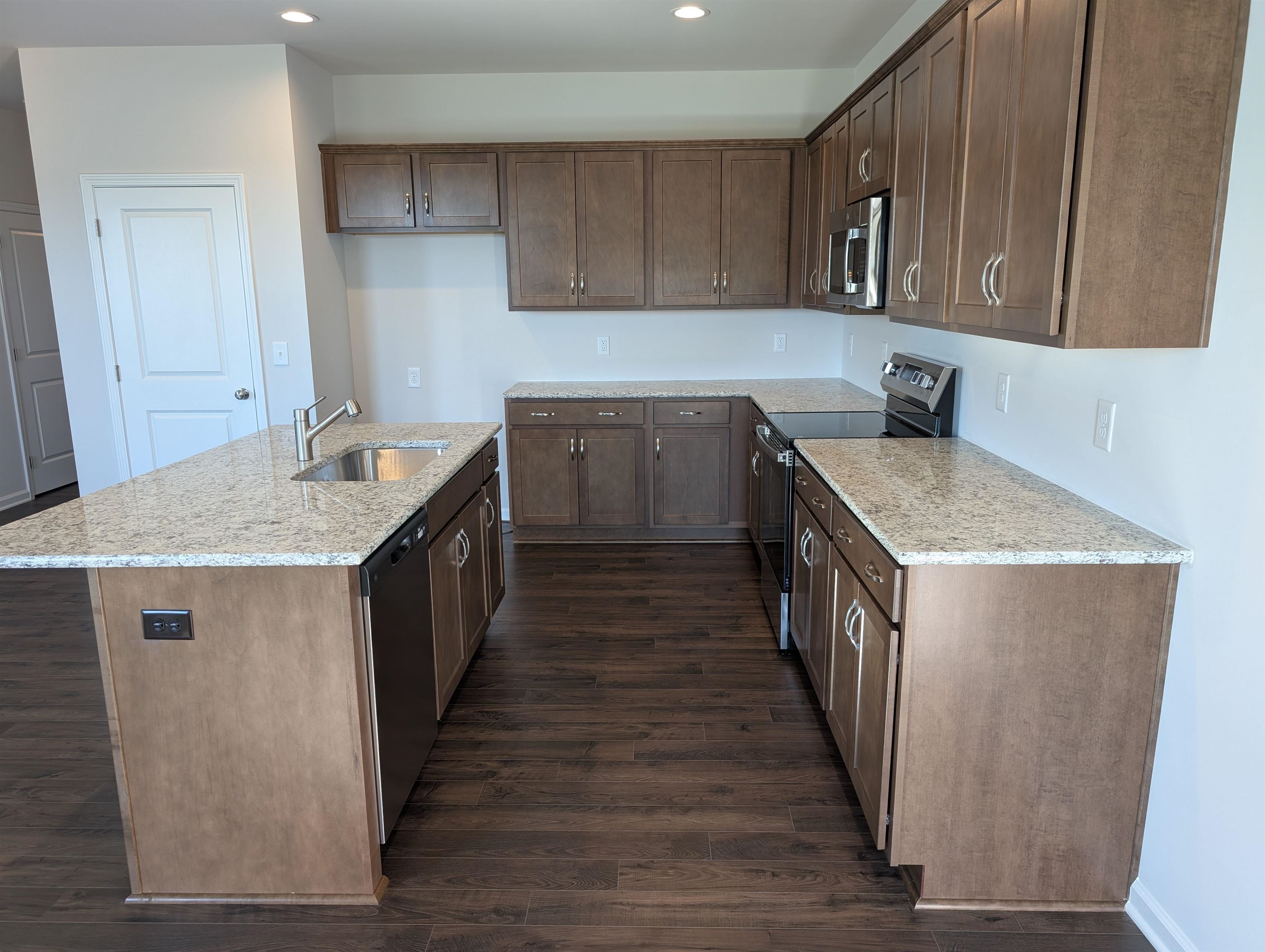 7432 King's Pointe Drive Radford VA 24141