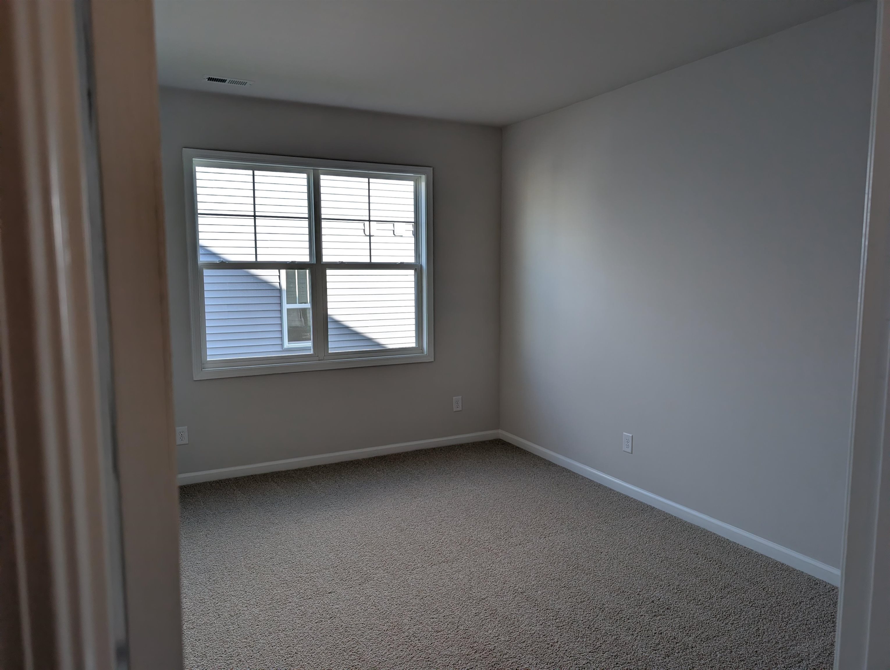 7432 King's Pointe Drive Radford VA 24141