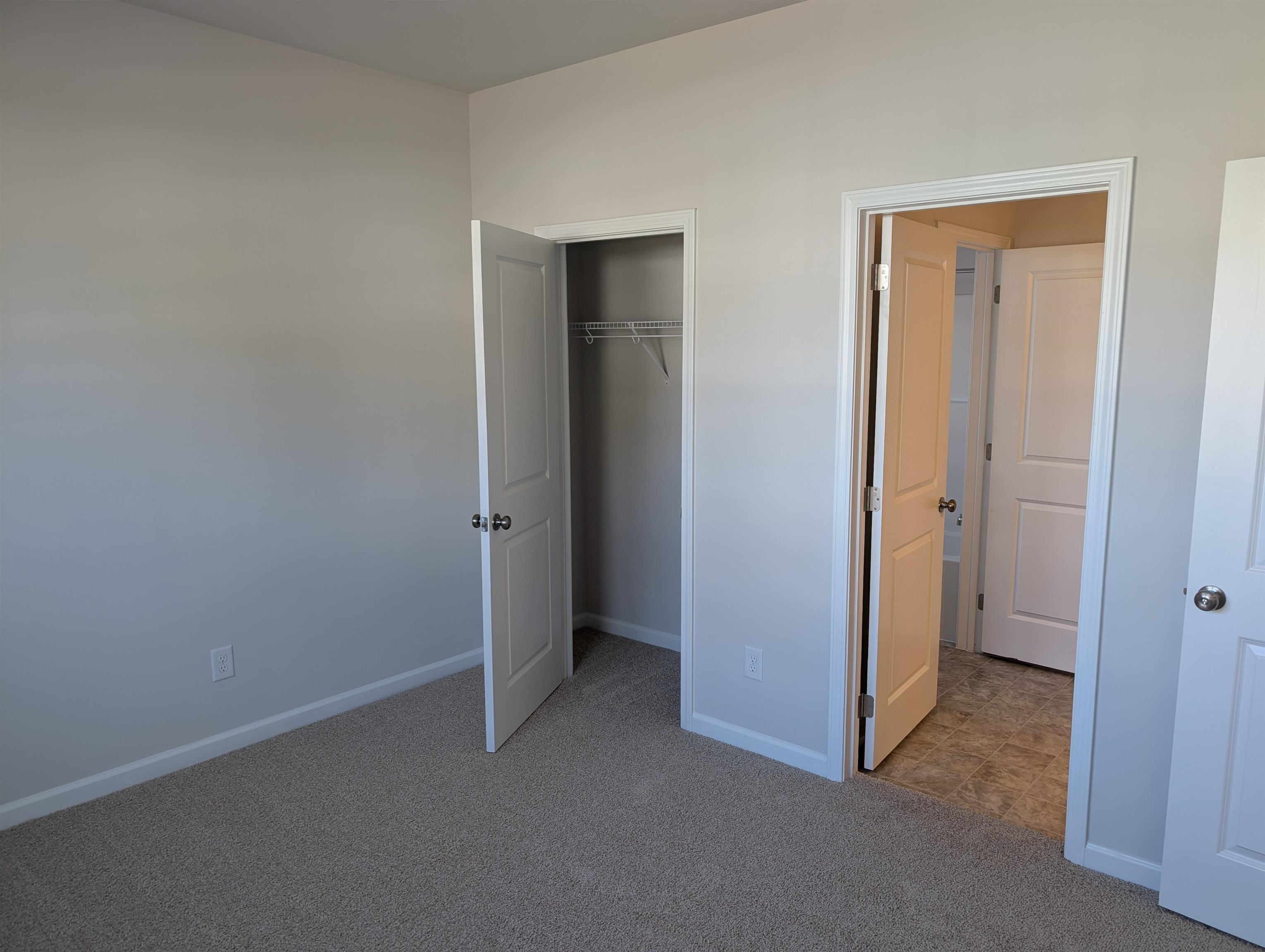 7432 King's Pointe Drive Radford VA 24141