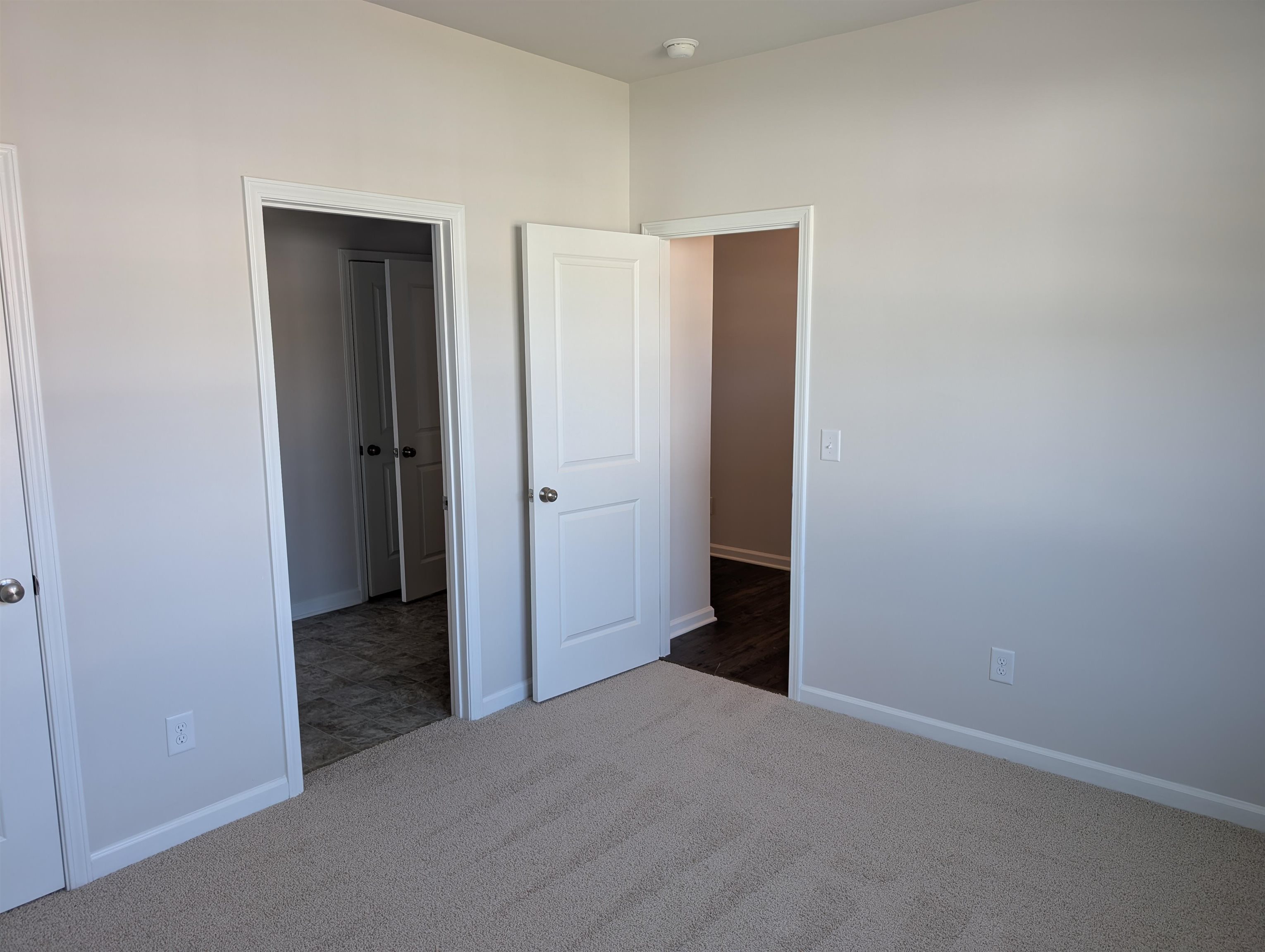 7432 King's Pointe Drive Radford VA 24141