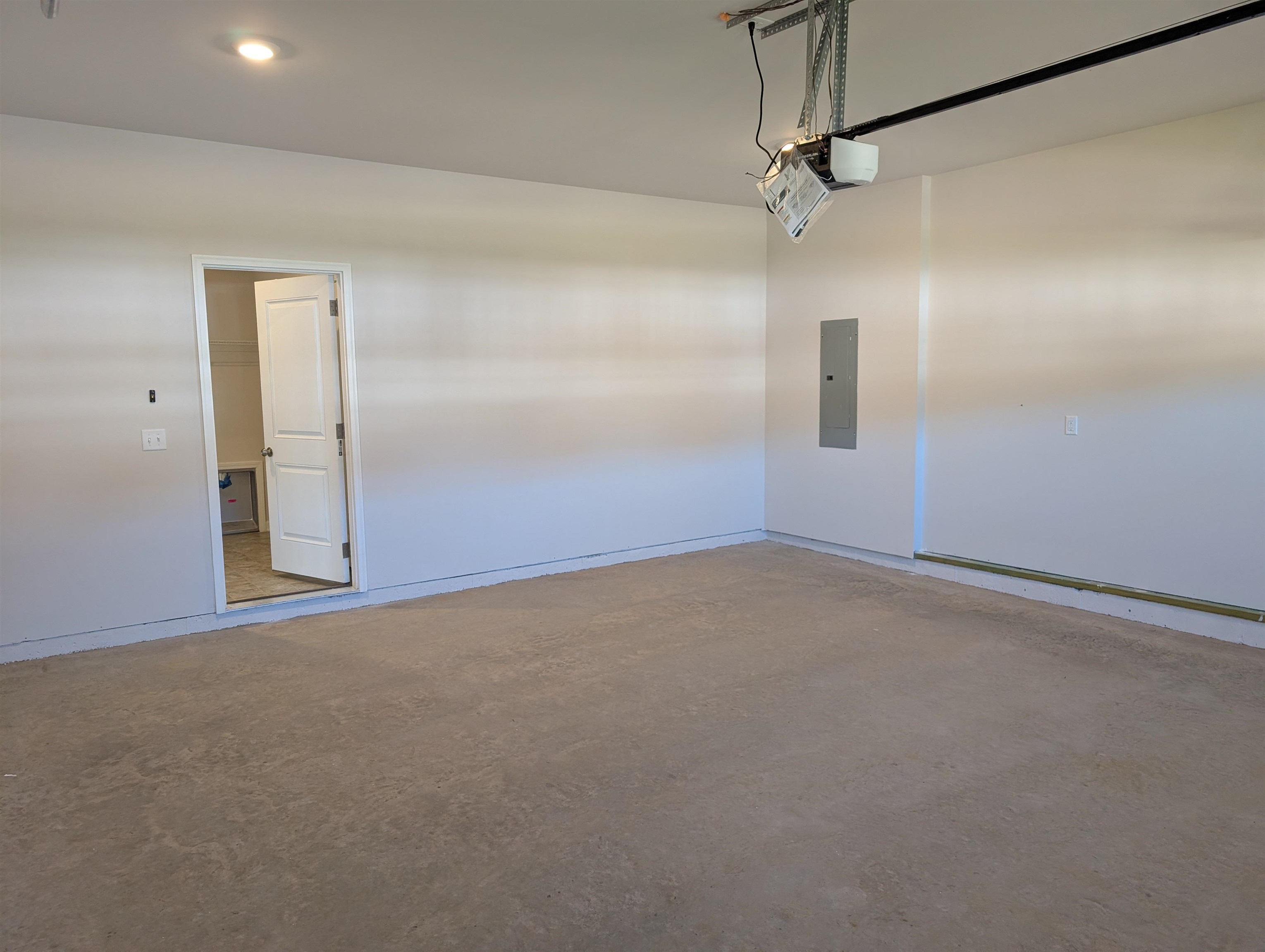 7432 King's Pointe Drive Radford VA 24141