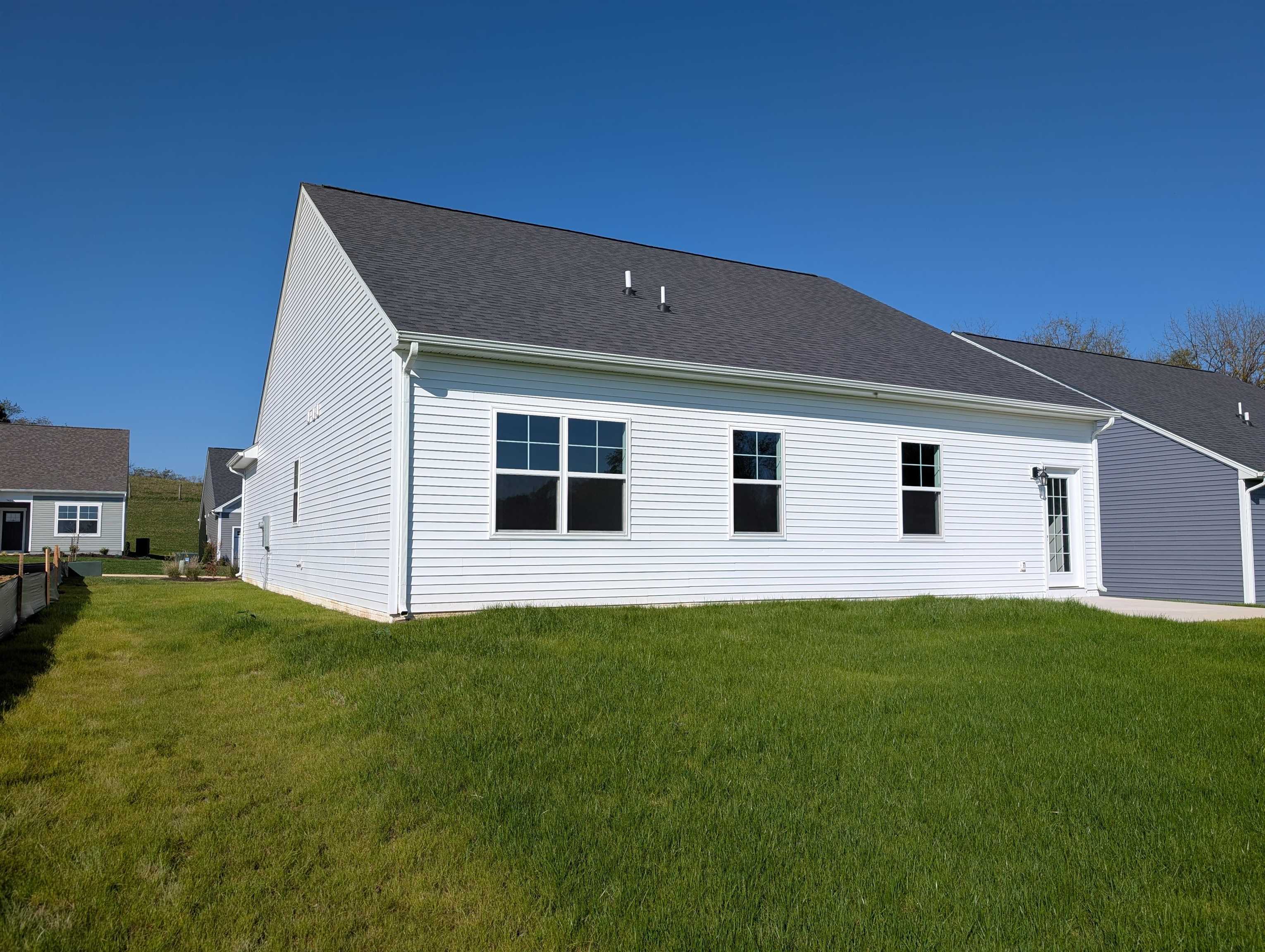 7432 King's Pointe Drive Radford VA 24141