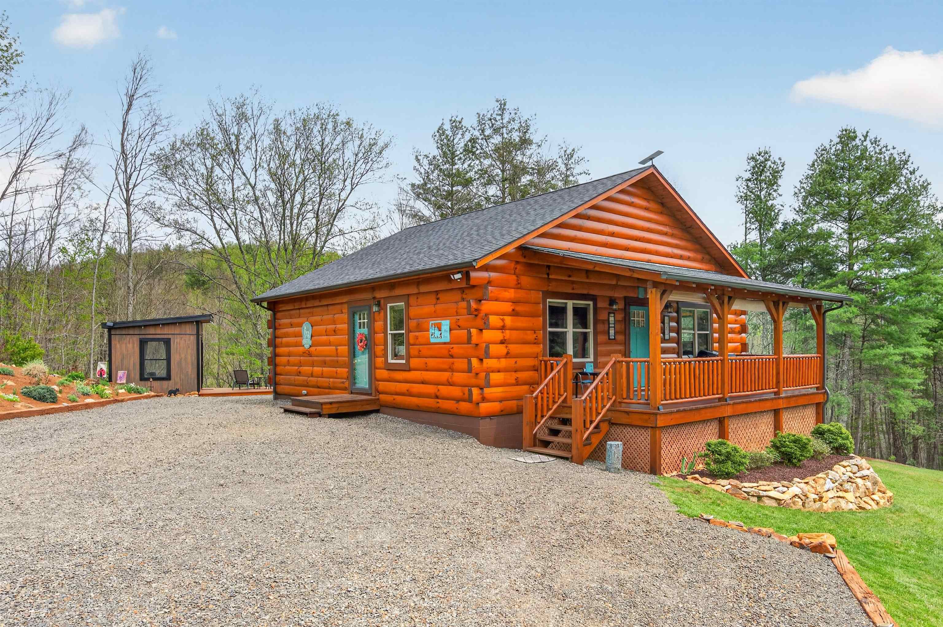 255 Bella Hills Lane Hillsville VA 24343